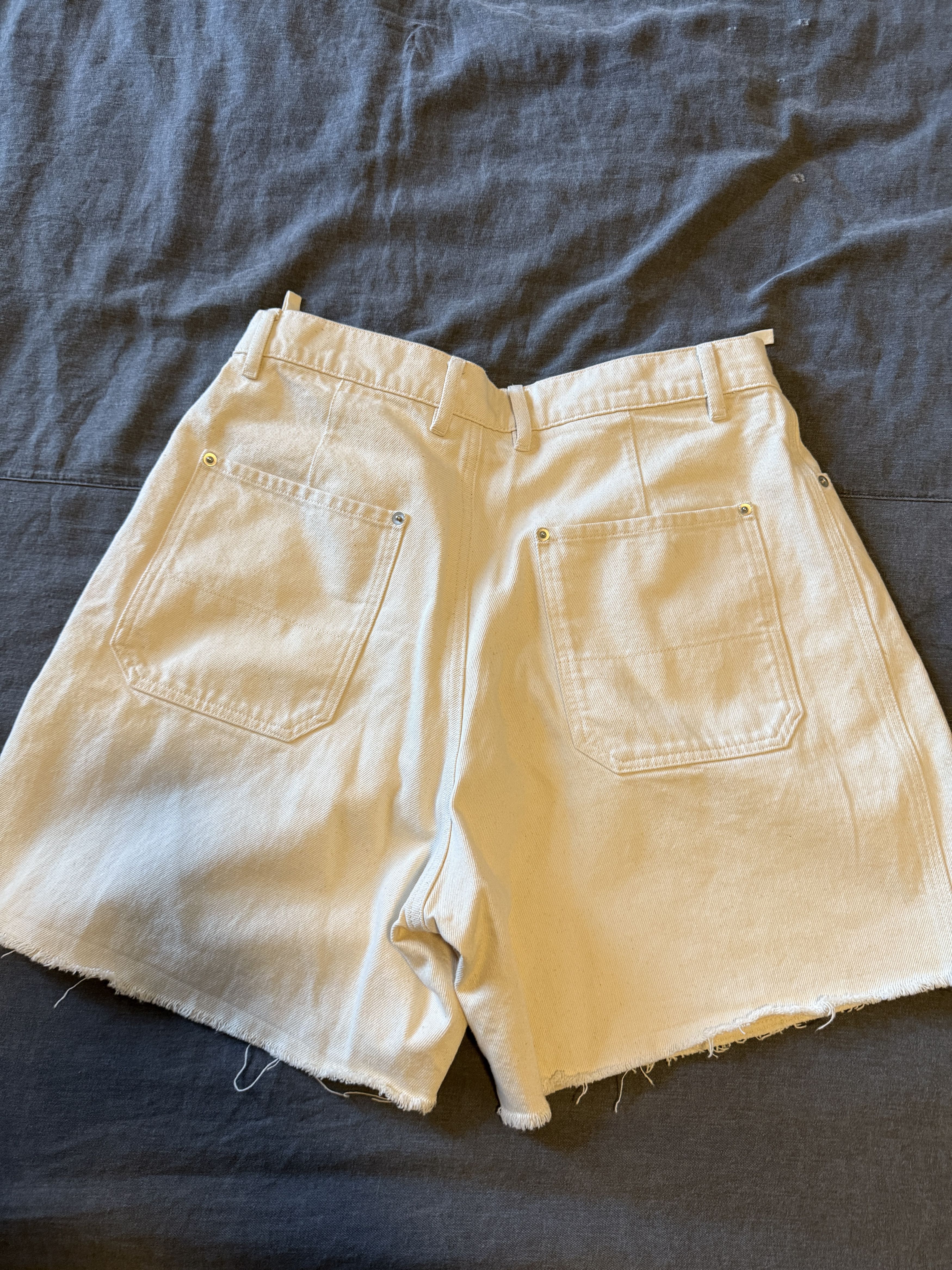 Hope White cut off denim shorts Size US 32 / EU 48 - 2 Thumbnail