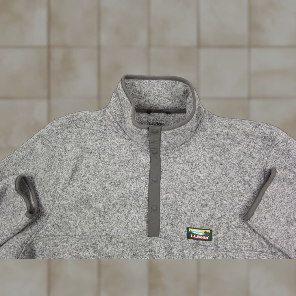 Vintage LL Bean Sweater Mens XL Gray Wool Polyester Fleece 1/4 Snap Button Slightly Fitted Mock Neck Pullover Regular Fit Vintage: No 90s Outdoor Preppy Mens Size US XL / EU 56 / 4 - 1 Thumbnail