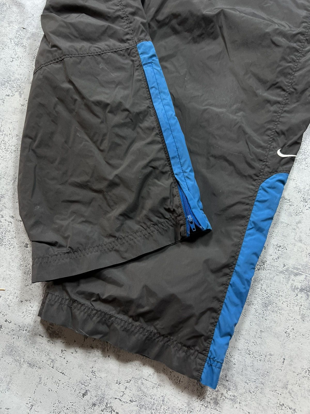 Nike 90s Nike Swoosh Vintage Y2K Gorpcore Parachute Sweatpants Size US 32 / EU 48 - 8 Thumbnail