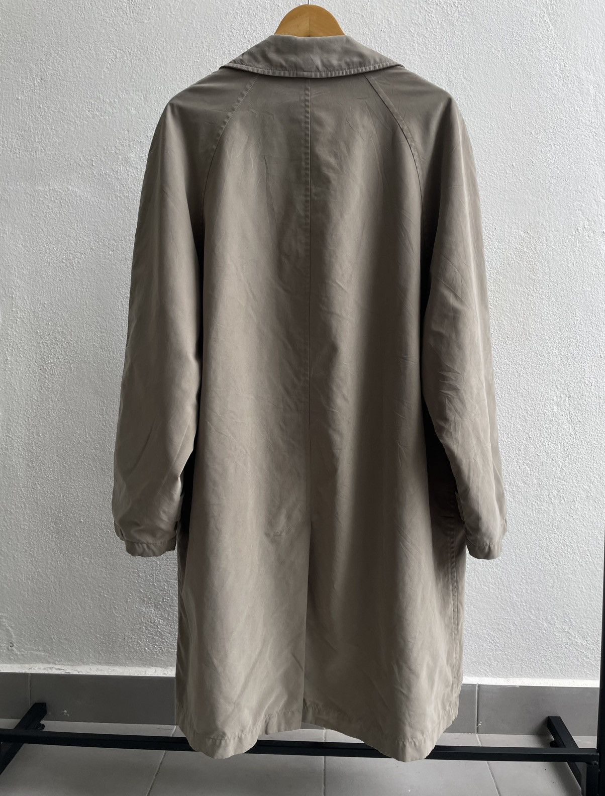 Givenchy Vintage 90's Givenchy Beige Trench Coat Size US XL / EU 56 / 4 - 18 Thumbnail