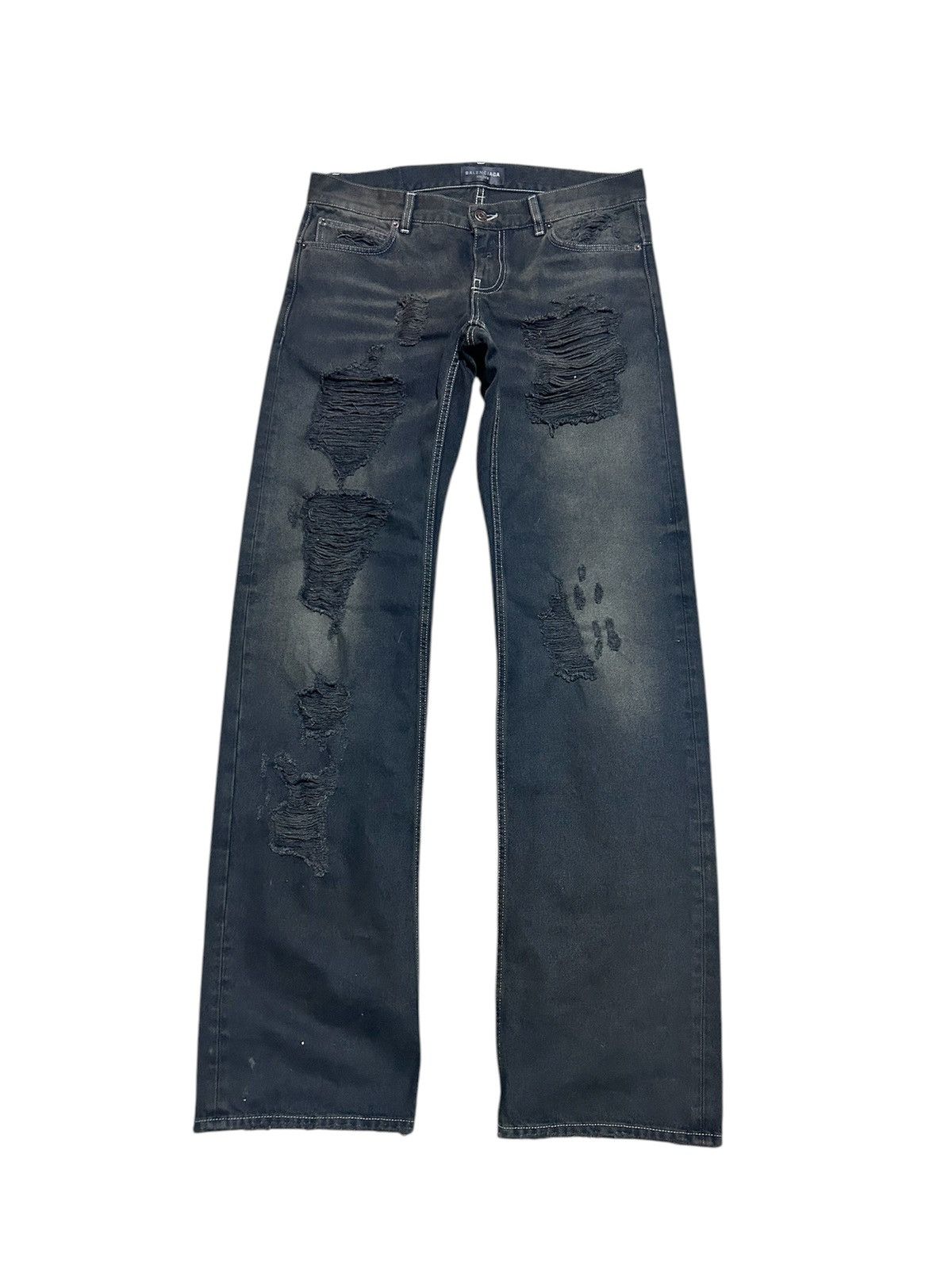 Balenciaga Balenciaga ss25 distressed low rise jeans Size US 34 / EU 50 - 1 Thumbnail
