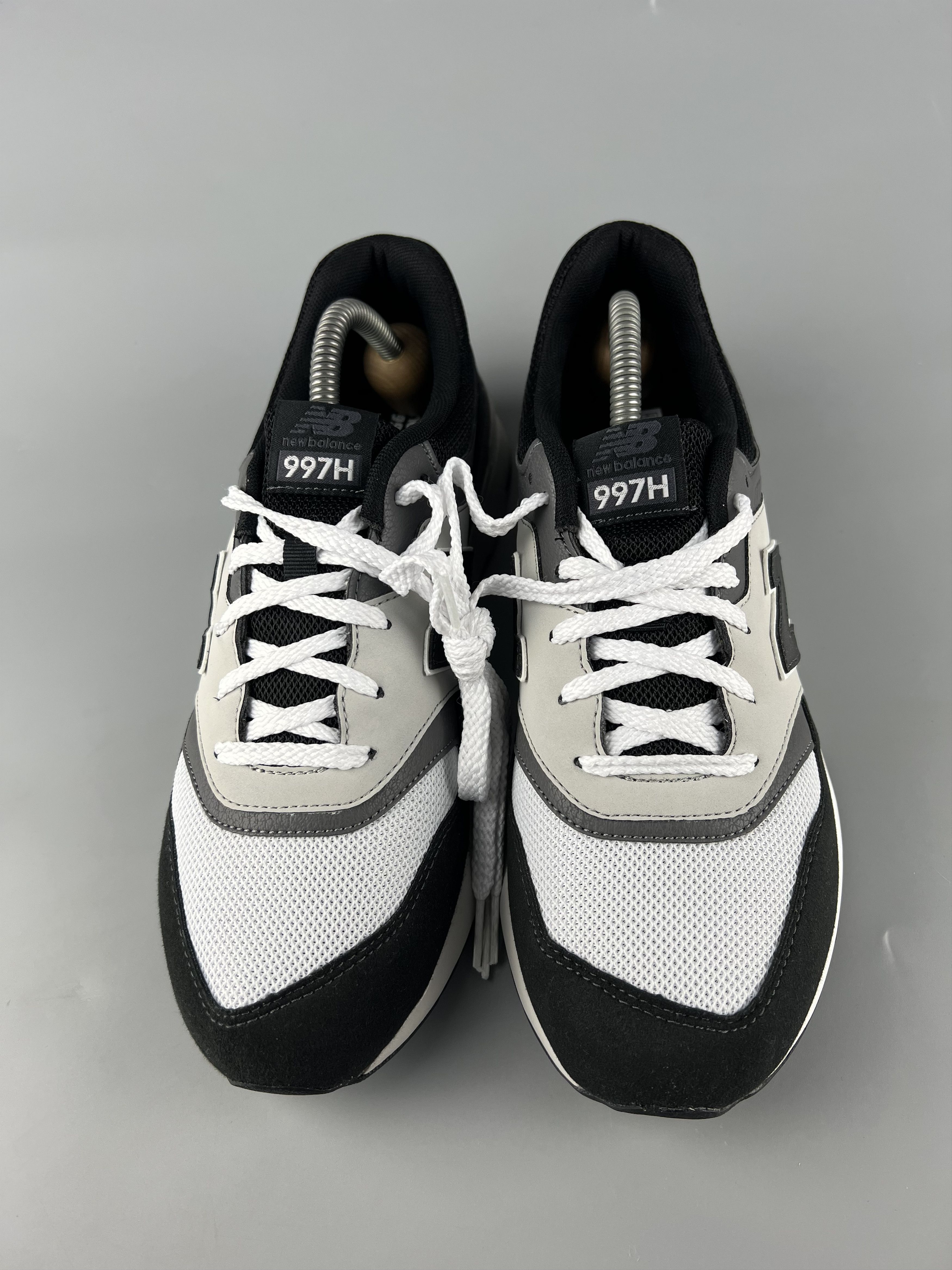 New Balance New Balance 997H Men's Sneakers Size US 6.5 Size US 6.5 / EU 39-40 - 4 Thumbnail