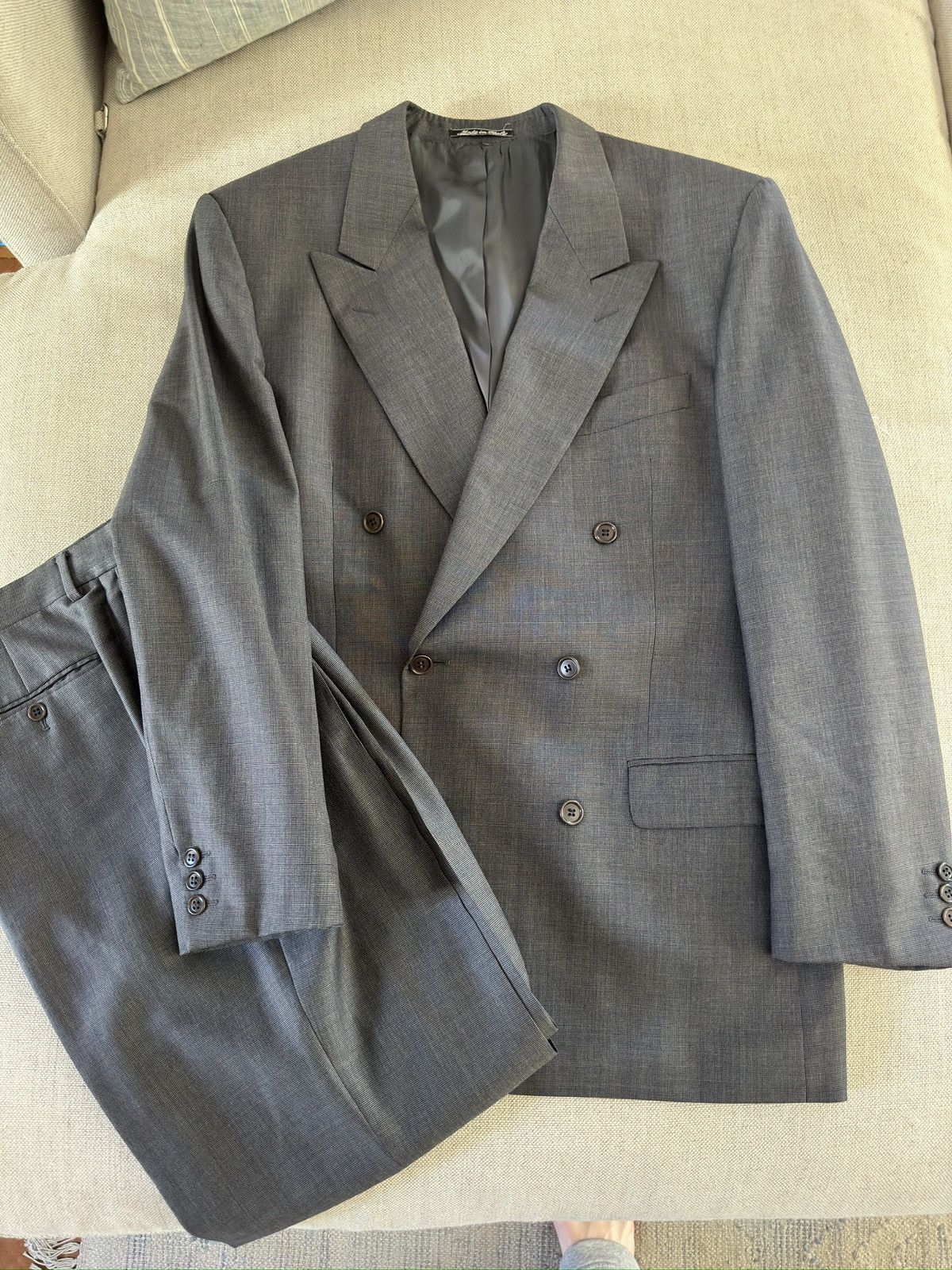 Bergdorf Goodman × Valentino Valentino Made In Italy DB Peak Lapel Wool Suit in Grey 40L Size 40L - 8 Thumbnail