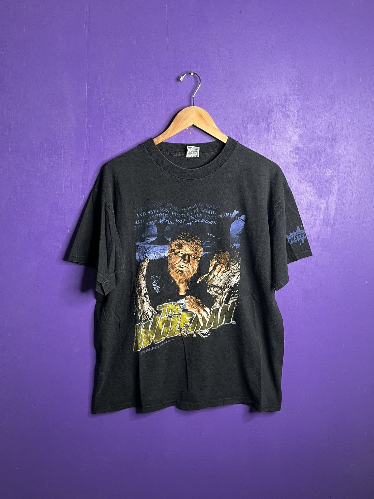 Vintage Vintage 90s The wolfman monsters t-shirt Size US L / EU 52-54 / 3 - 1 Thumbnail