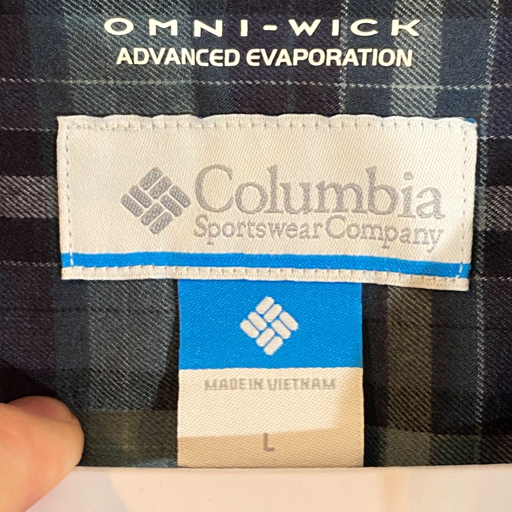 Vintage VINTAGE Columbia Men's Shirt Large Blue Outdoor Omni-Wick Button-up Casual Size US L / EU 52-54 / 3 - 3 Thumbnail