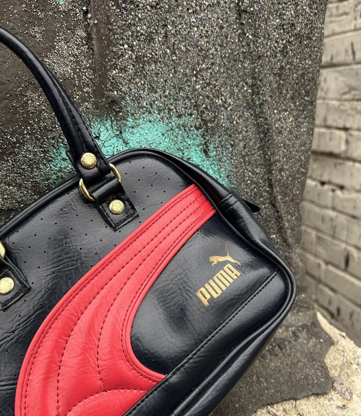 Puma × Vintage Vintage Puma Y2k Leather Mini Bag Size ONE SIZE - 8 Thumbnail