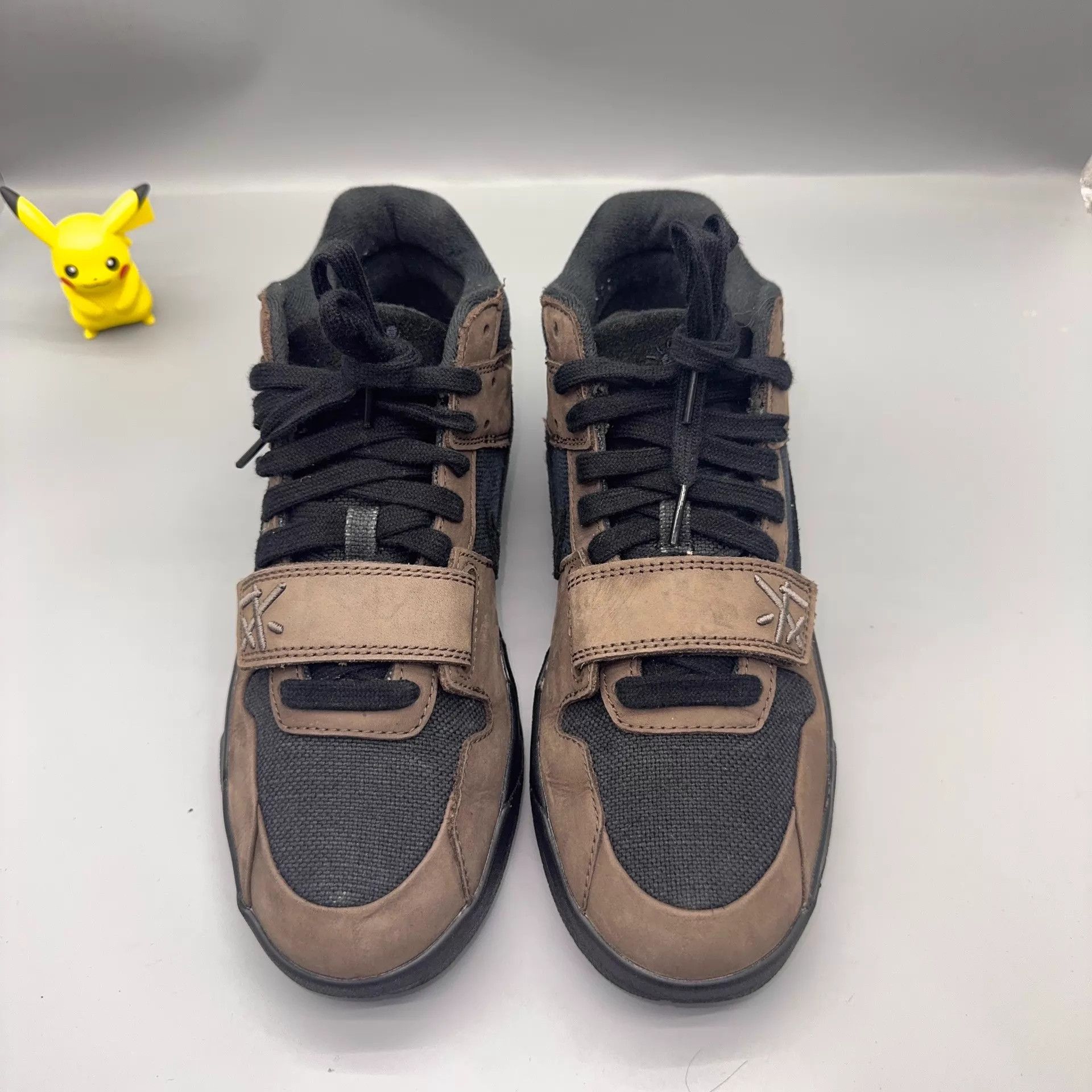 Travis Scott Travis Scott x Jordan Jack DeepMocha 42.5 FZ8117-204 Size US 9 / EU 42 - 2 Thumbnail
