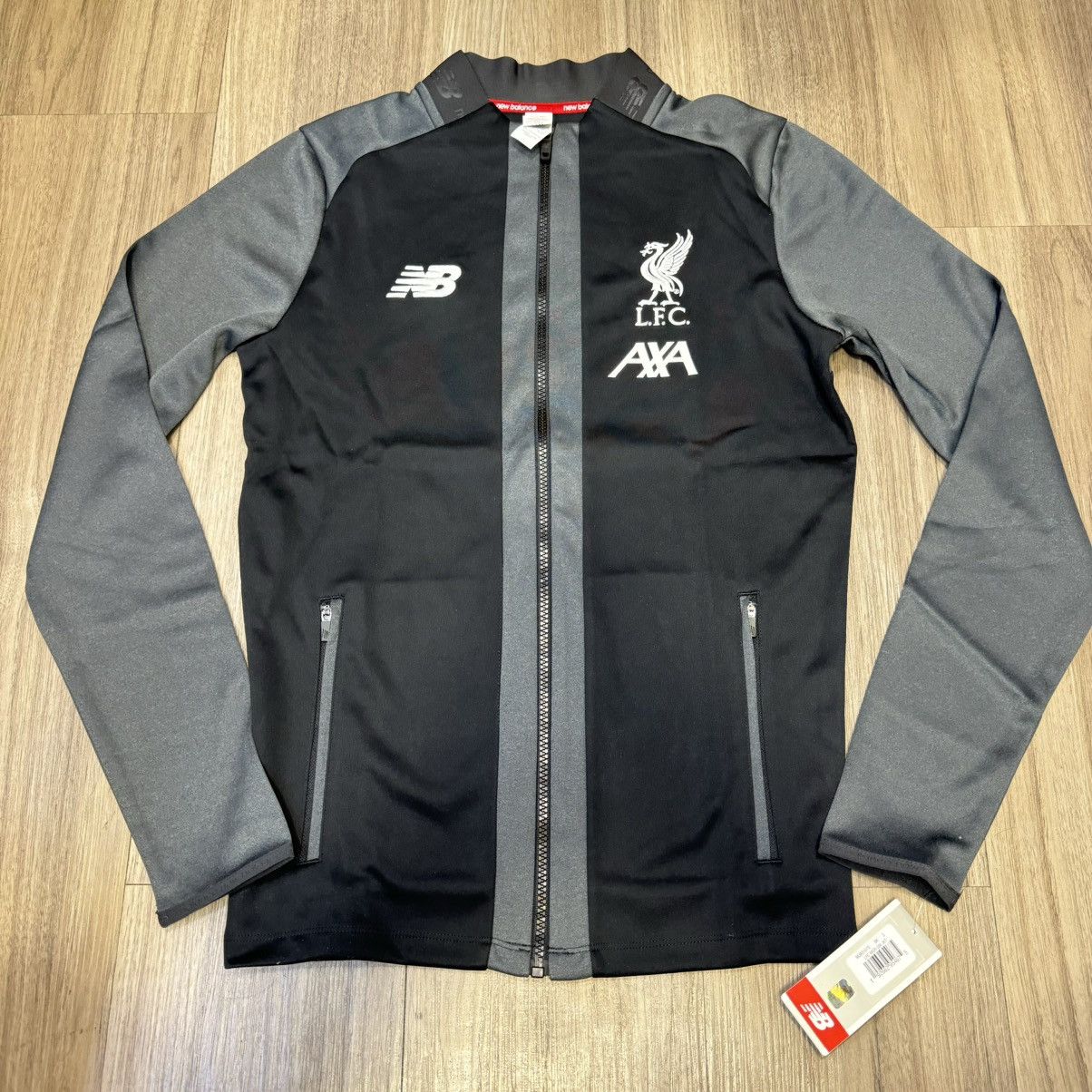 Liverpool new balance light jacket (Bnwt)