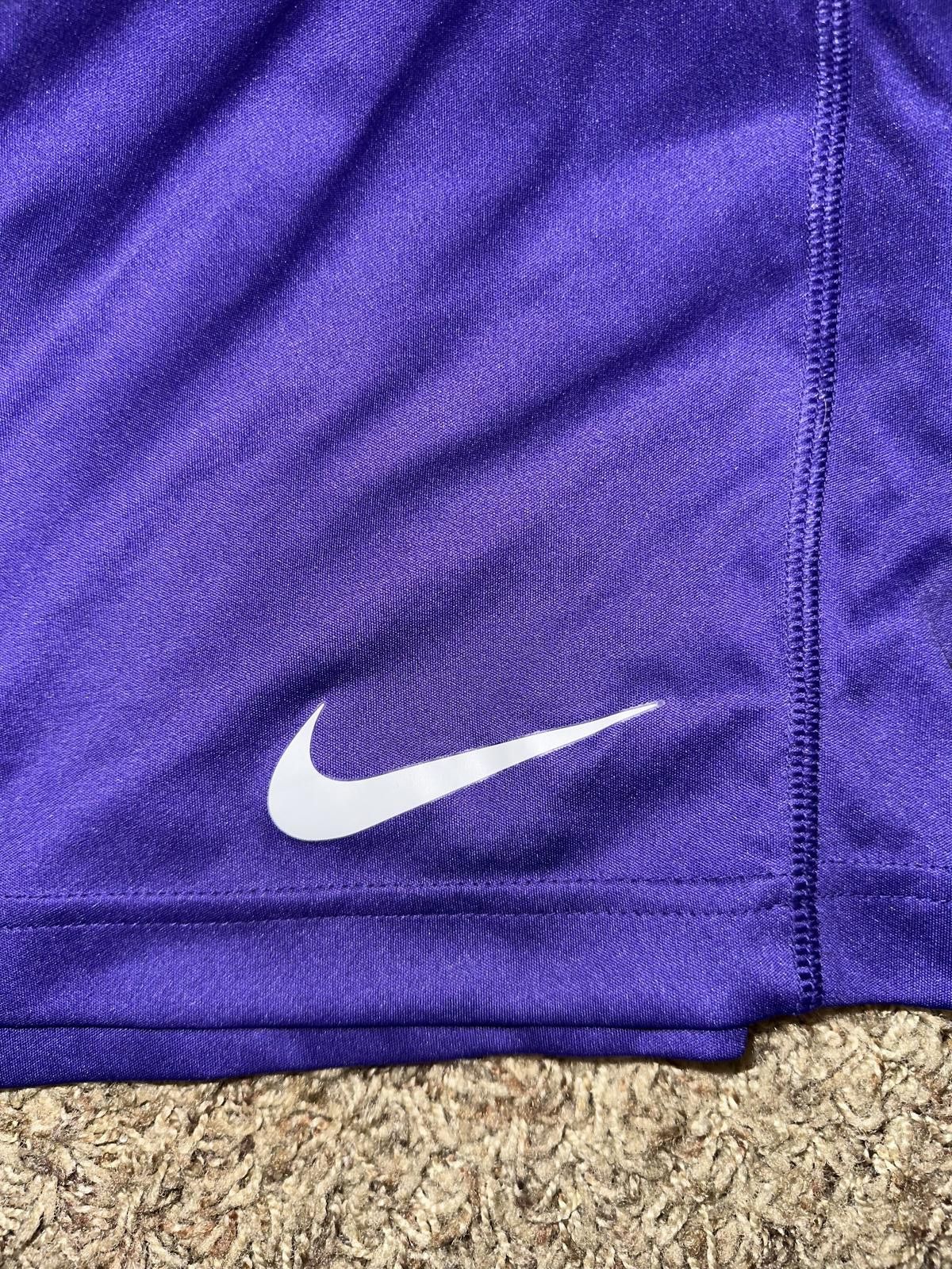 Nike Nike Dri-FIT 10" Lightweight Training Shorts No Pockets Size US 32 / EU 48 - 2 Thumbnail