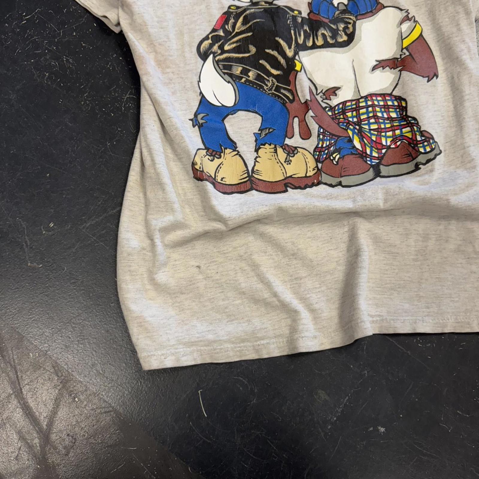 Vintage Vintage 1993 Looney Tunes Tee Size US S / EU 44-46 / 1 - 7 Thumbnail