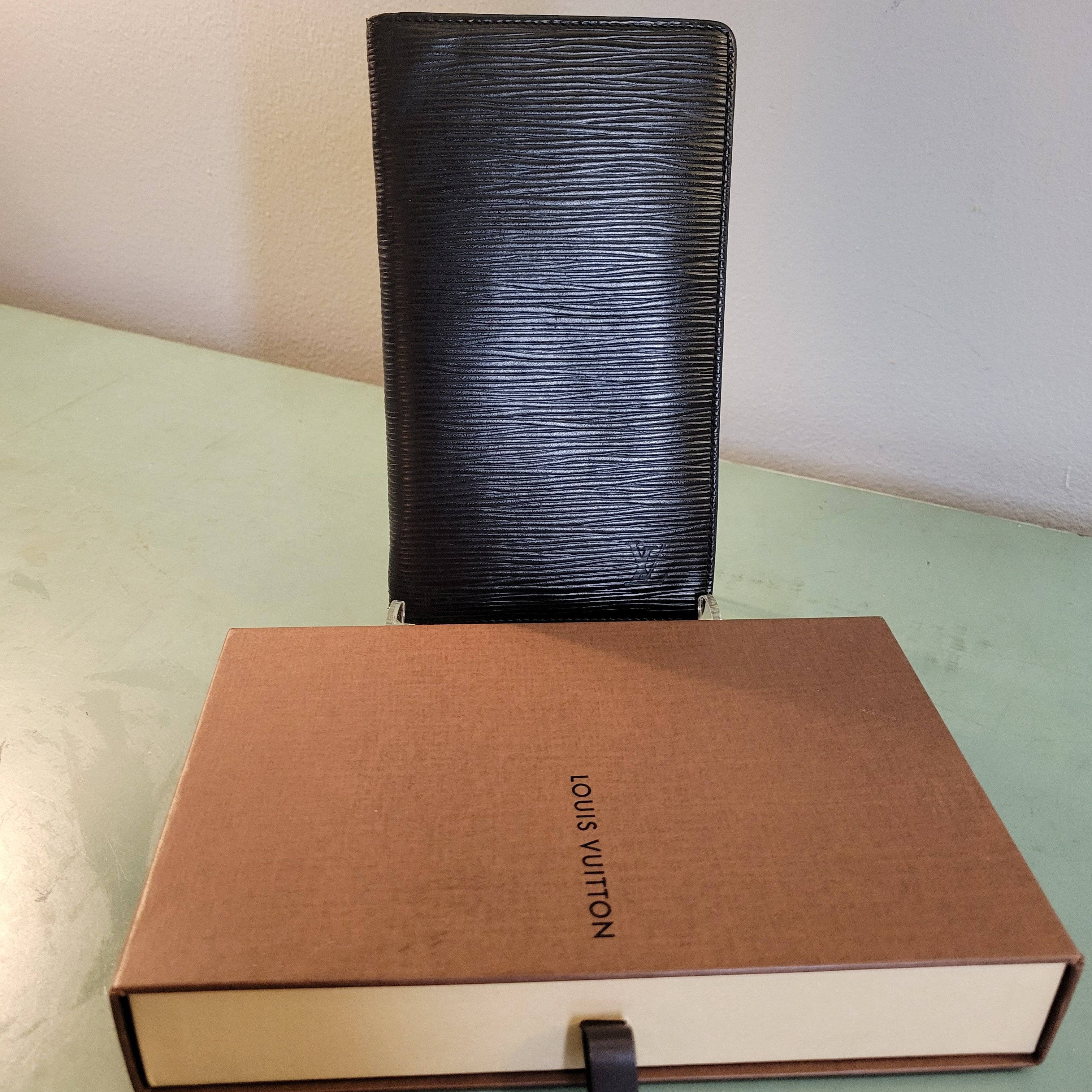 Louis Vuitton Louis Vuitton Brazza Vintage Long Wallet Bifold With Box Size ONE SIZE - 4 Thumbnail