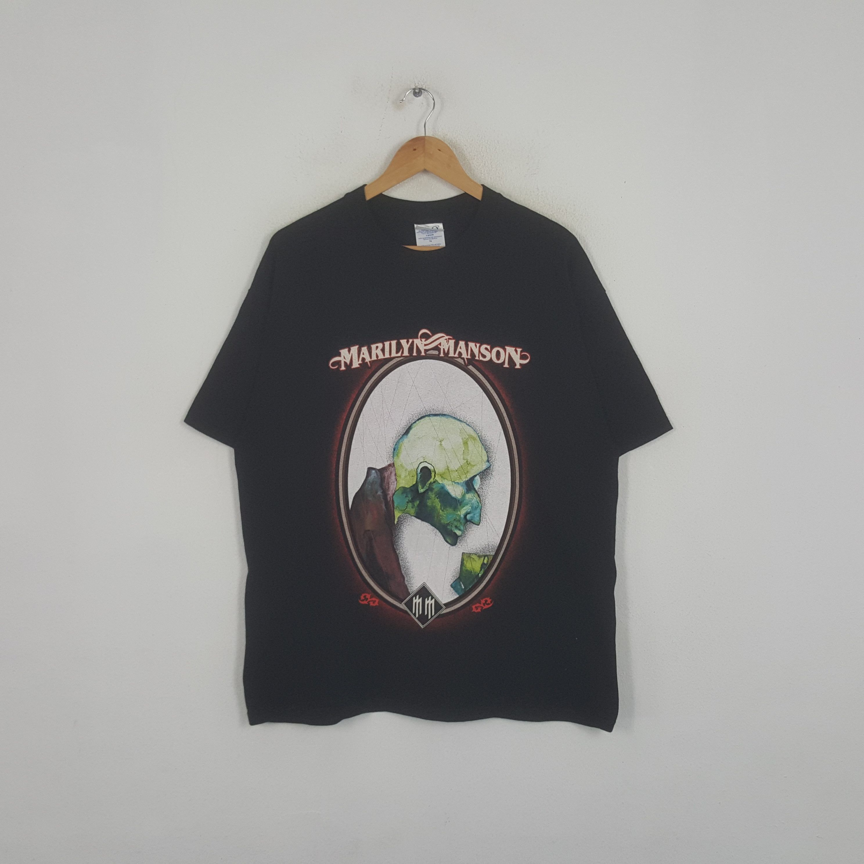 Band Tees Vintage Marilyn Manson American Rock Musician Tshirt Size US L / EU 52-54 / 3 - 1 Thumbnail