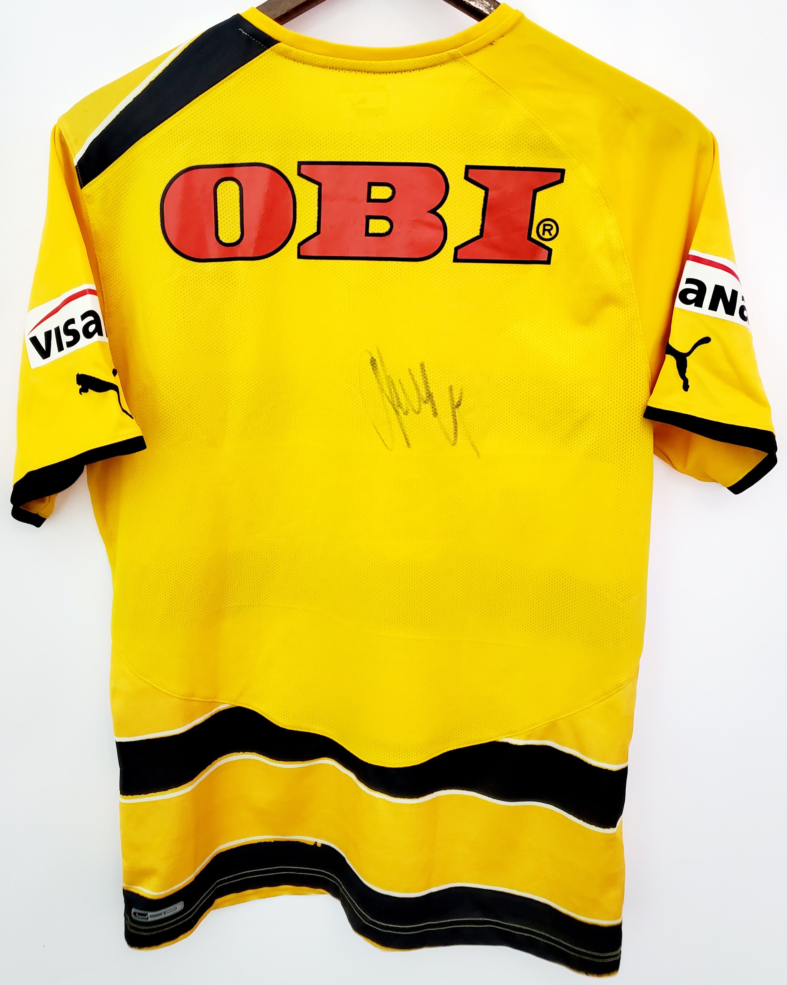 Puma BSC Young Boys 2010-2011 Home soccer Jersey size M Size US M / EU 48-50 / 2 - 2 Thumbnail