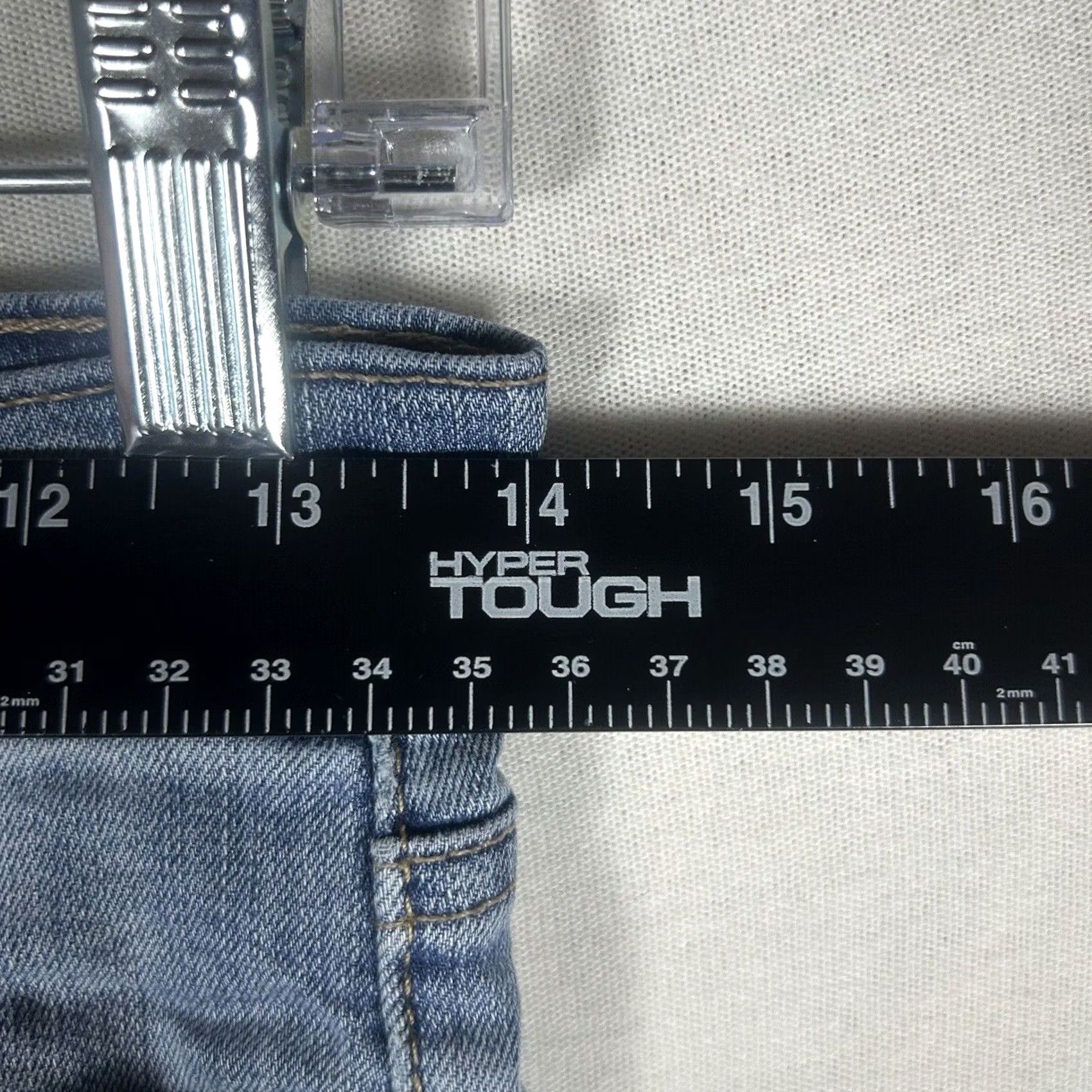 Gap Gap 1969 True Skinny Jeans Womens Size 24R Stretch Mid Rise Medium Wash Denim Clothing Jeans Regular Rise Zip Inseam 28in Size 42" / US 20 - 6 Thumbnail
