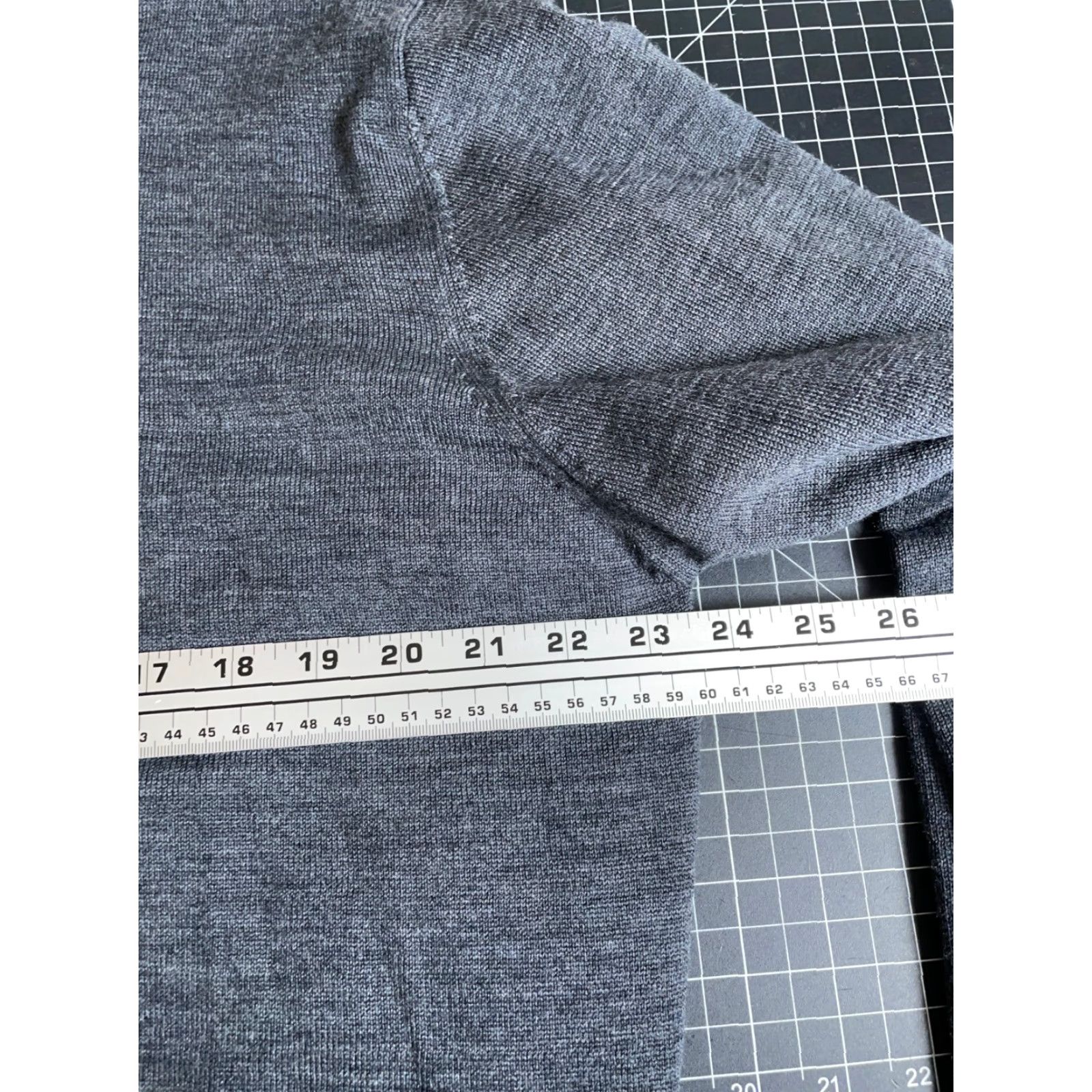 Footjoy FootJoy Wool Sweater Men Large Dark Gray 1/4 Zip Pullover Lined Knit Golf Cardigan Pullover Chalk 90s Retro Style Mens Size US L / EU 52-54 / 3 - 5 Thumbnail