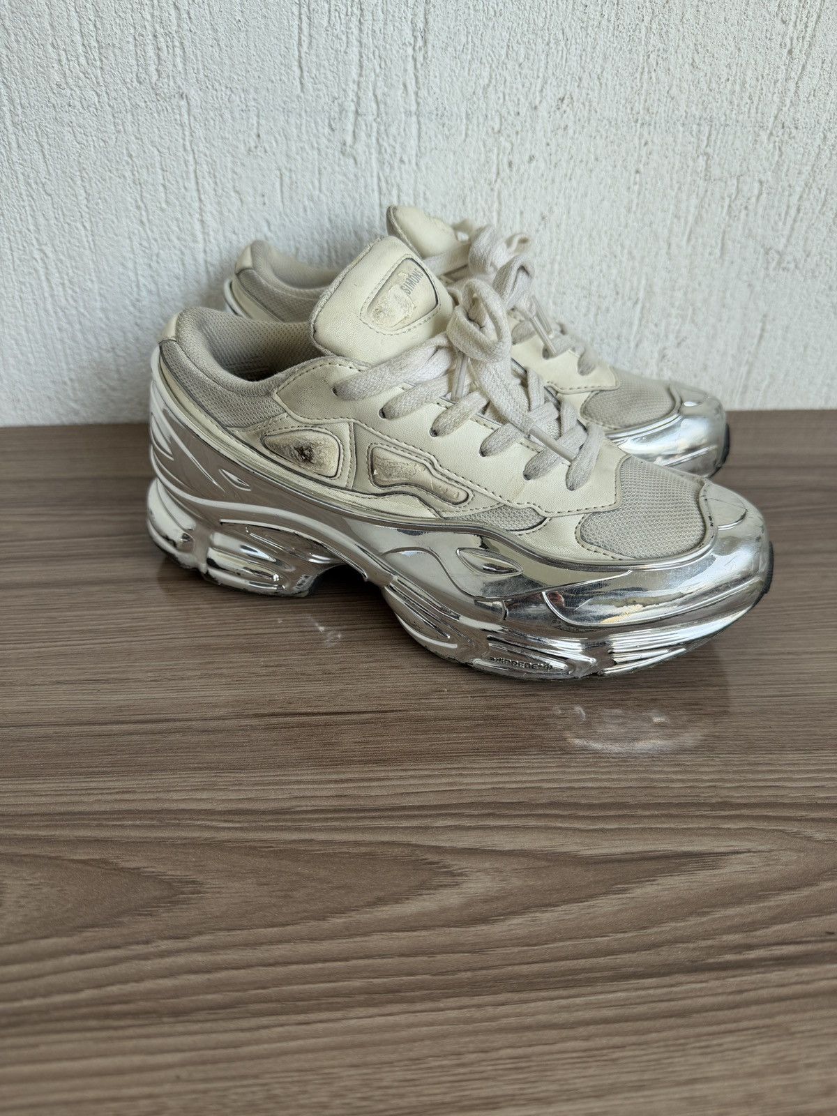 Raf Simons Mirrored silver Ozweego sneaker Size US 5 / IT 35 - 2 Thumbnail