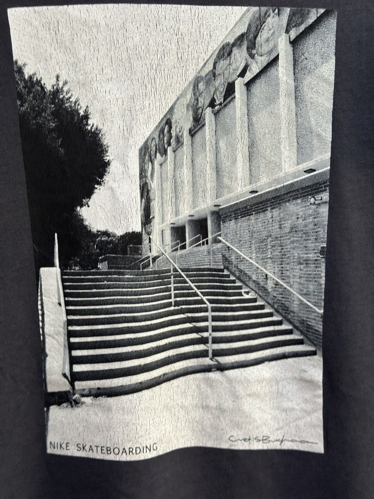Nike × Vintage Thrashed Nike Skate Boarding Sun Faded Tee Size US M / EU 48-50 / 2 - 2 Thumbnail