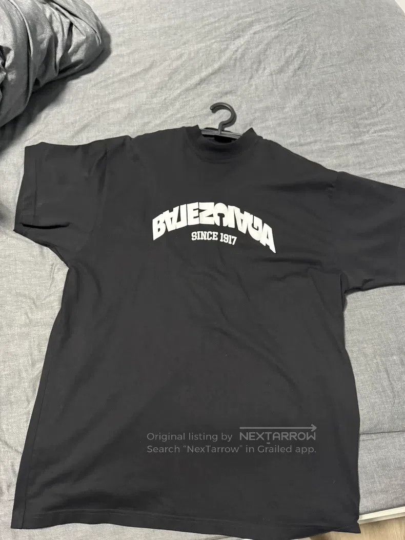 Balenciaga Balenciaga Reversed Embroidered Logo Short Sleeve T-Shirt, Size US S / EU 44-46 / 1 - 1 Thumbnail