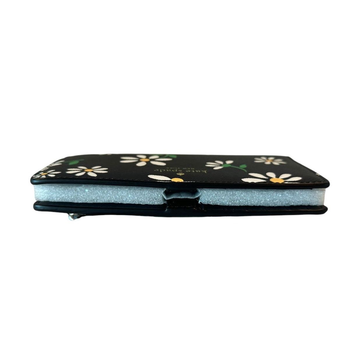 Kate Spade Kate Spade Dana Daisies Large Slim Bifold Wallet Size ONE SIZE - 4 Thumbnail