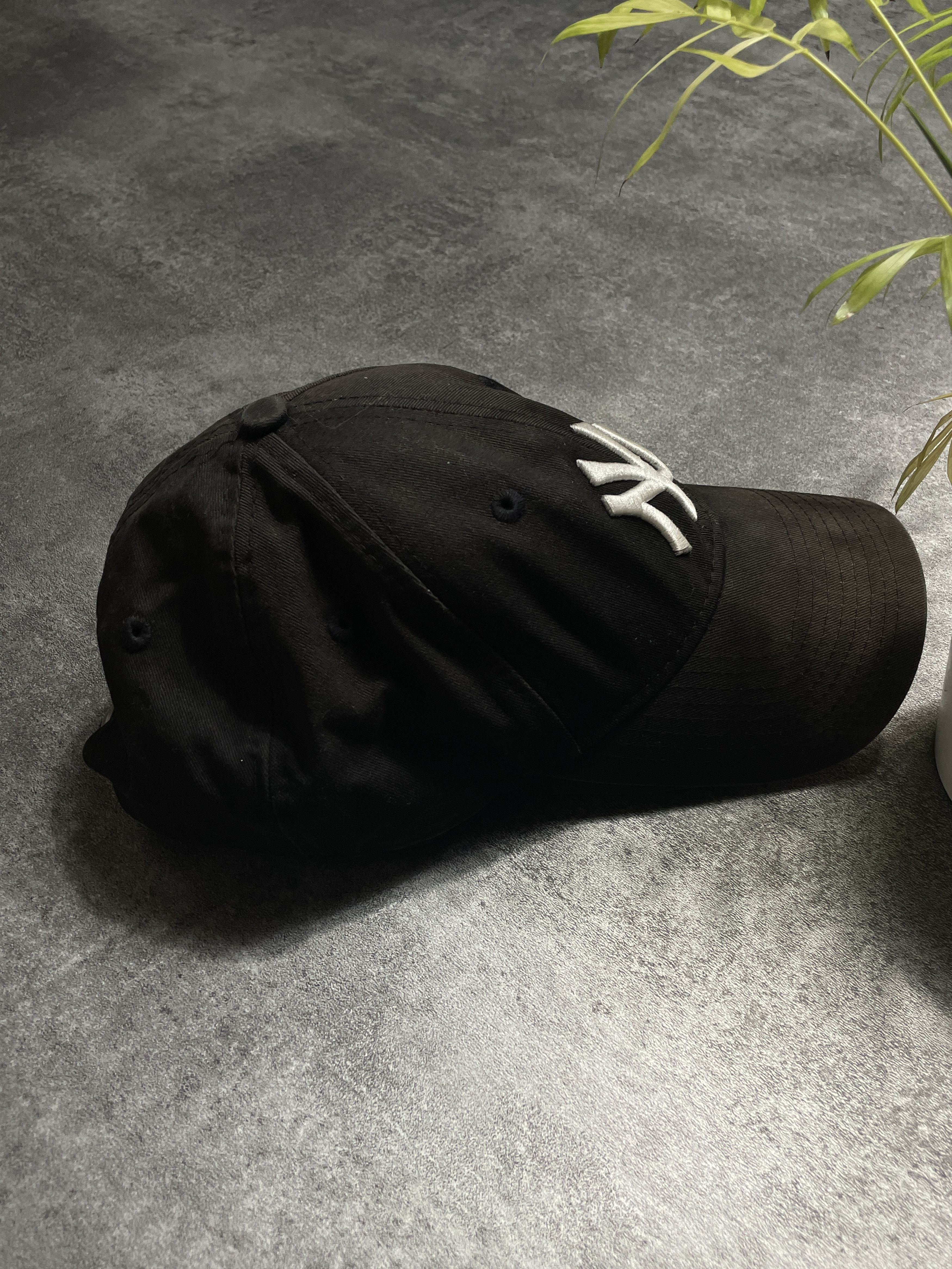 New Era Sun Faded New Era NY Cap Hat Vintage y2k Size ONE SIZE - 9 Thumbnail