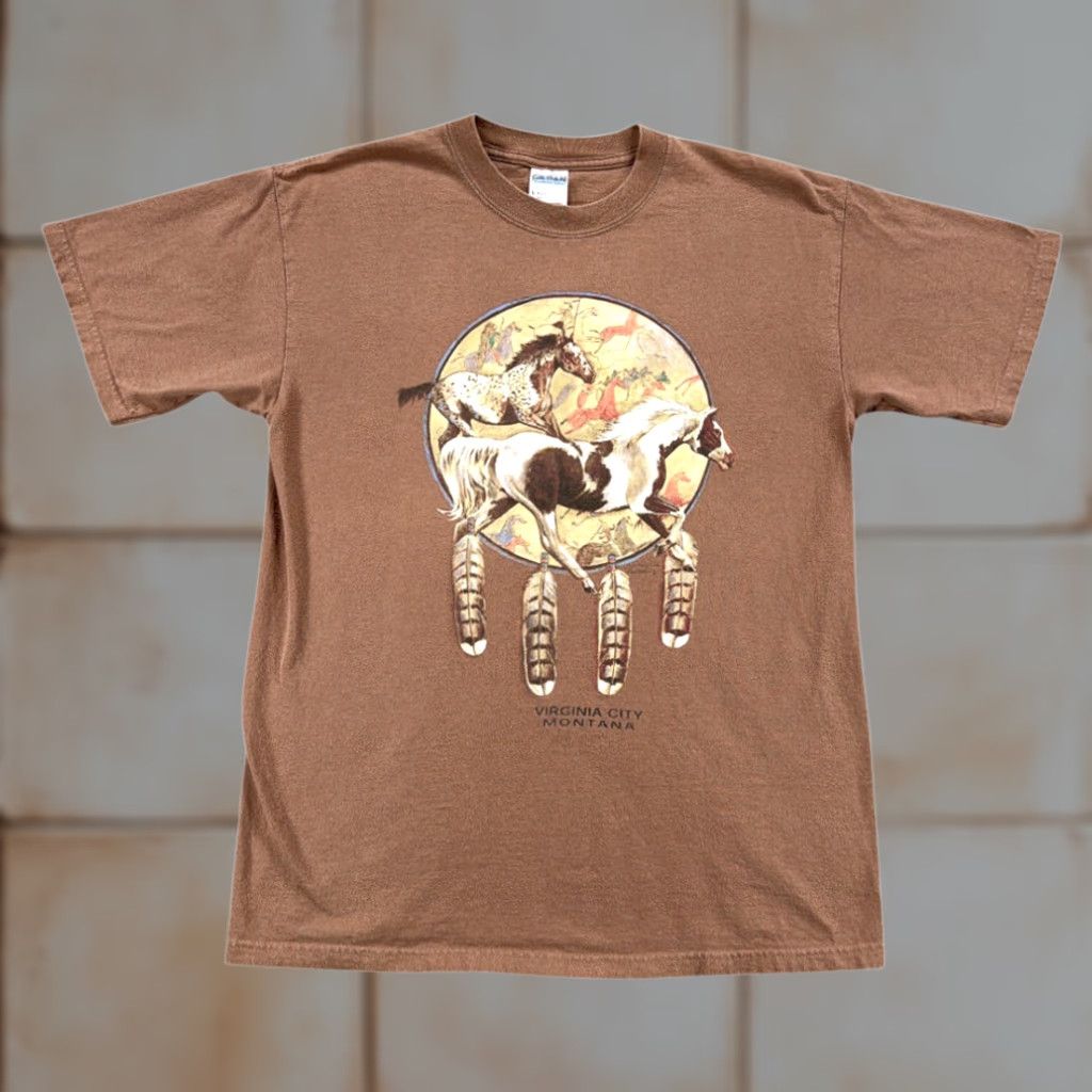 Gildan VINTAGE Horses Shirt Adult MEDIUM Brown Virginia City Montana Dreamcatcher Y2K Shirt Mens Brown Horses Dreamcatcher Montana Virginia City Y2K Size US M / EU 48-50 / 2 - 1 Thumbnail