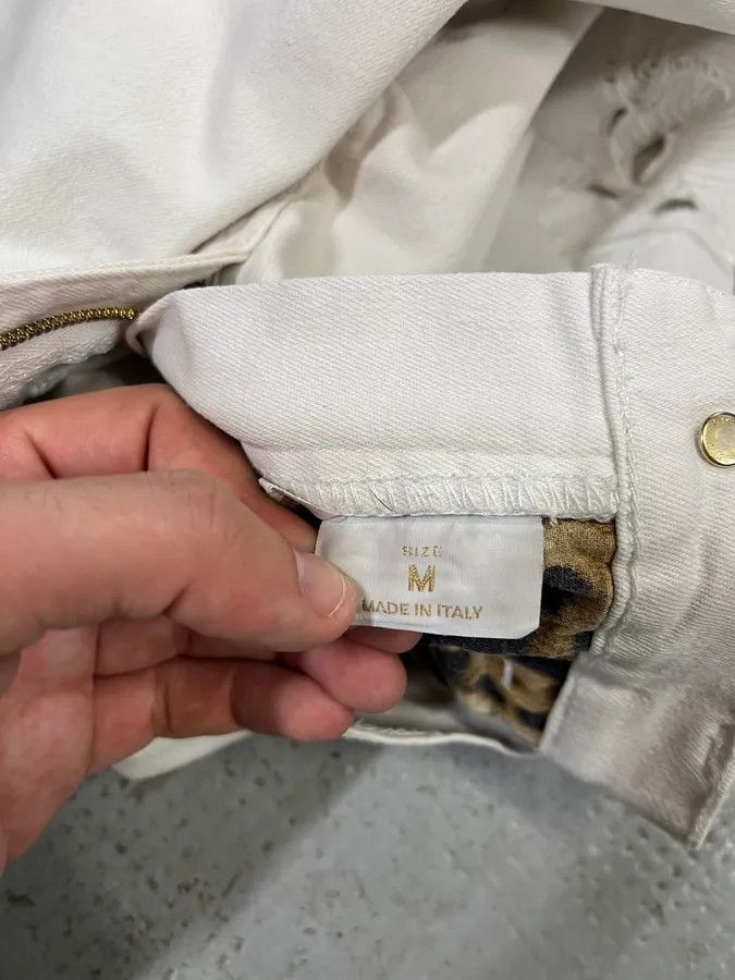 Designer × Roberto Cavalli × Vintage 2000s Roberto Cavalli Cowboy Embellished White Pants Size 24" / US 00 / IT 34 - 11 Thumbnail