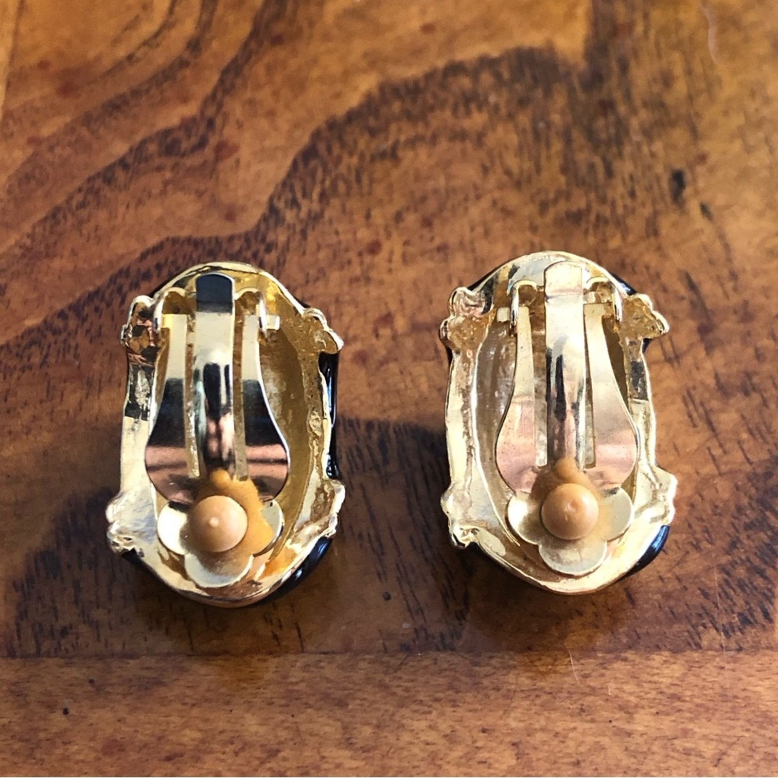 Vintage Vintage black and gold clip on earrings Size ONE SIZE - 5 Thumbnail