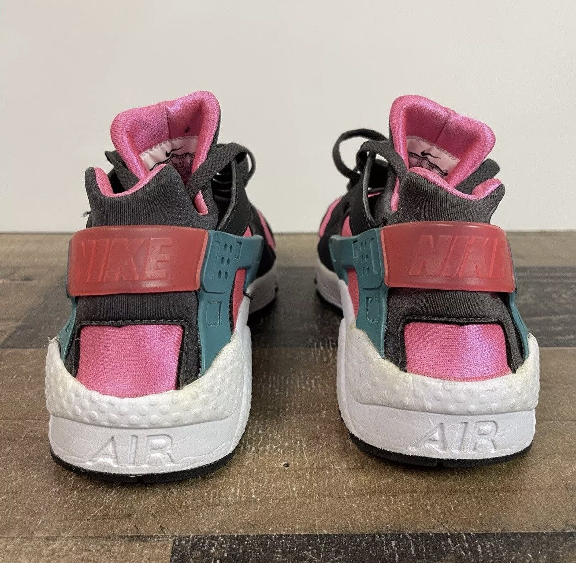 Nike Nike Air Huarache Hyper Pink Cactus Size US 8.5 / EU 41-42 - 5 Thumbnail