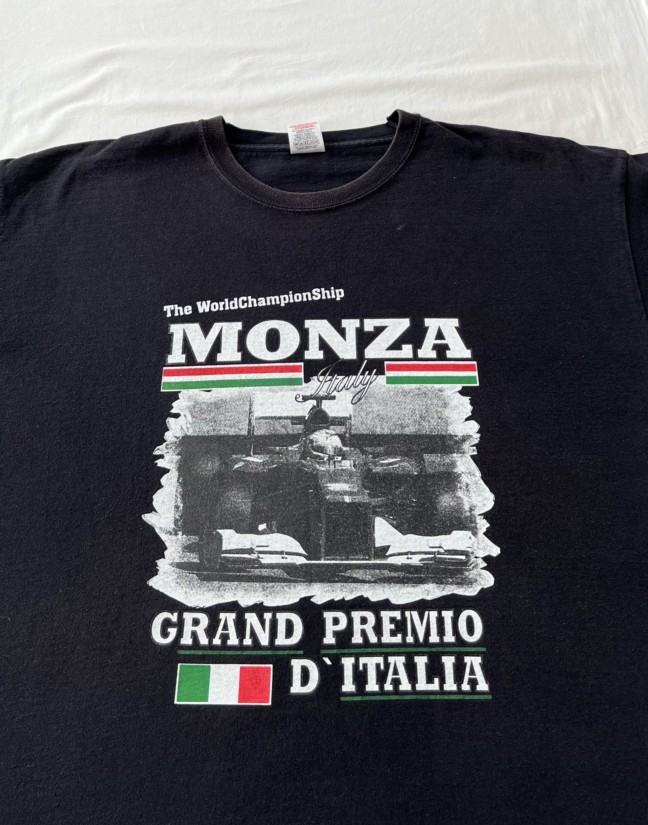 Formula 1 Vintage 2000s Monza GP Italy Formula 1 F1 Racing T-shirt Size US XL / EU 56 / 4 - 4 Thumbnail