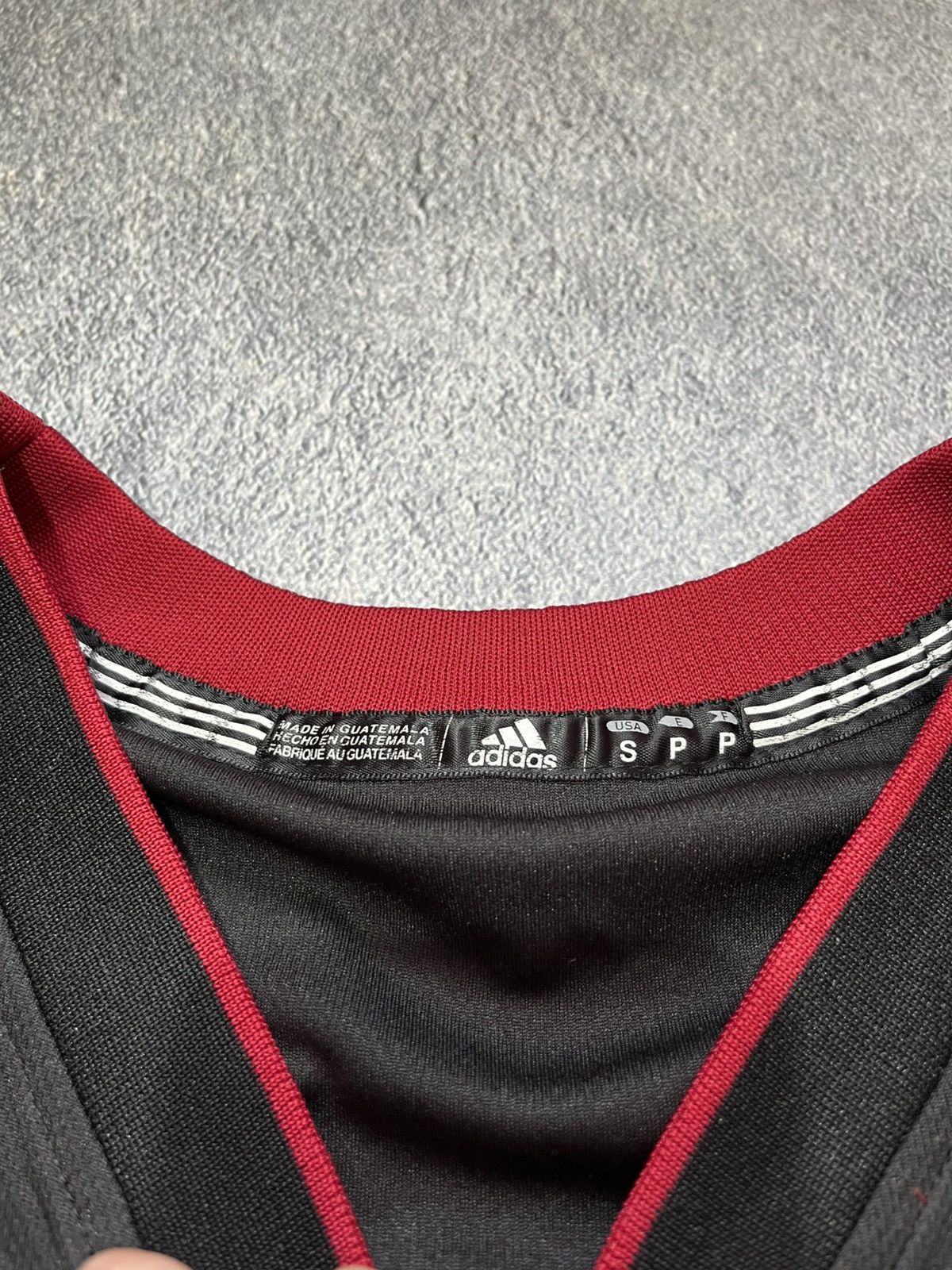 Adidas × NBA 2011 Adidas Miami Heat LeBron James 6 Basketball Jersey Size US S / EU 44-46 / 1 - 5 Thumbnail