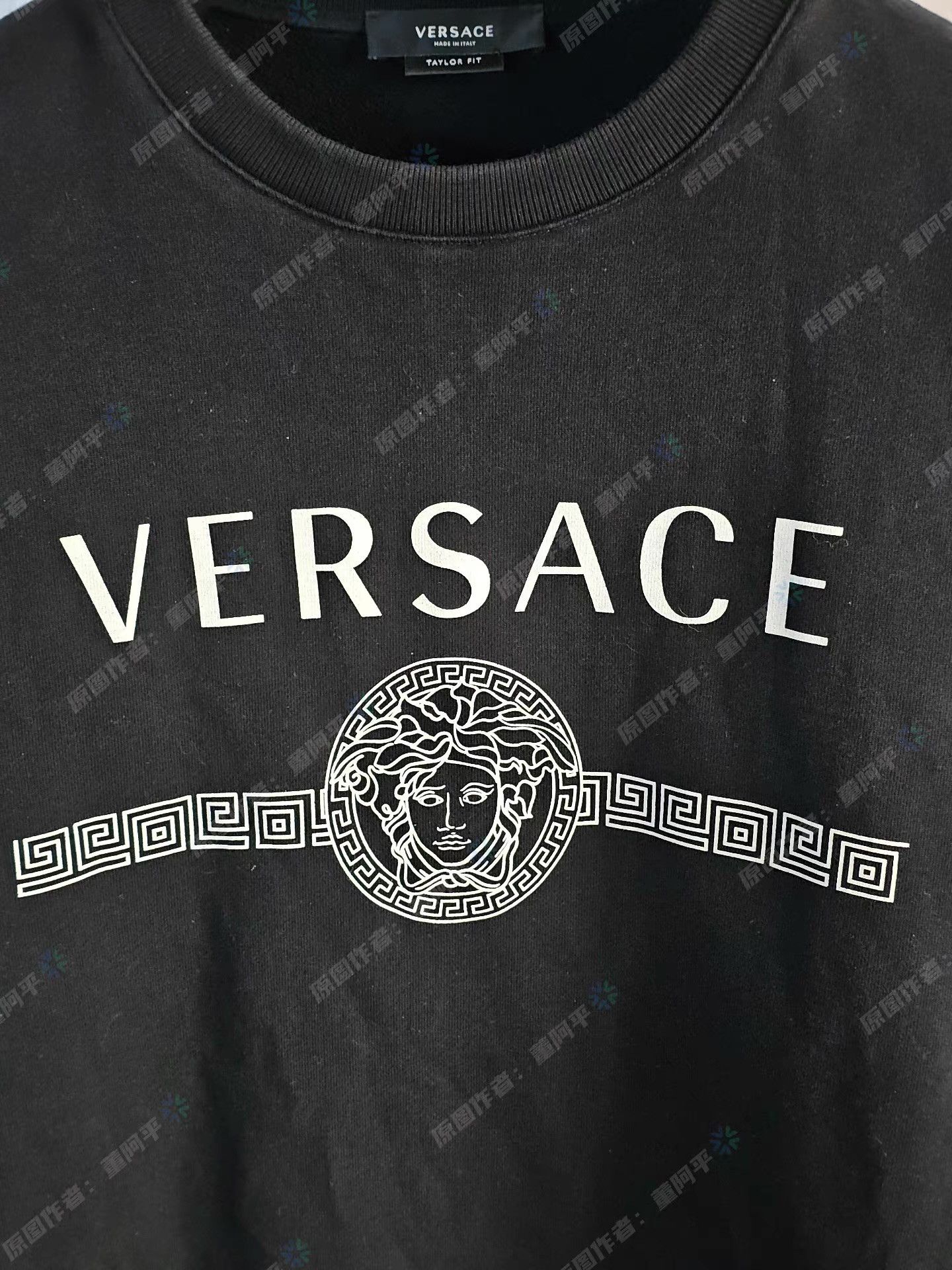 Versace Versace men's sweatshirt Q4 Size US S / EU 44-46 / 1 - 2 Thumbnail