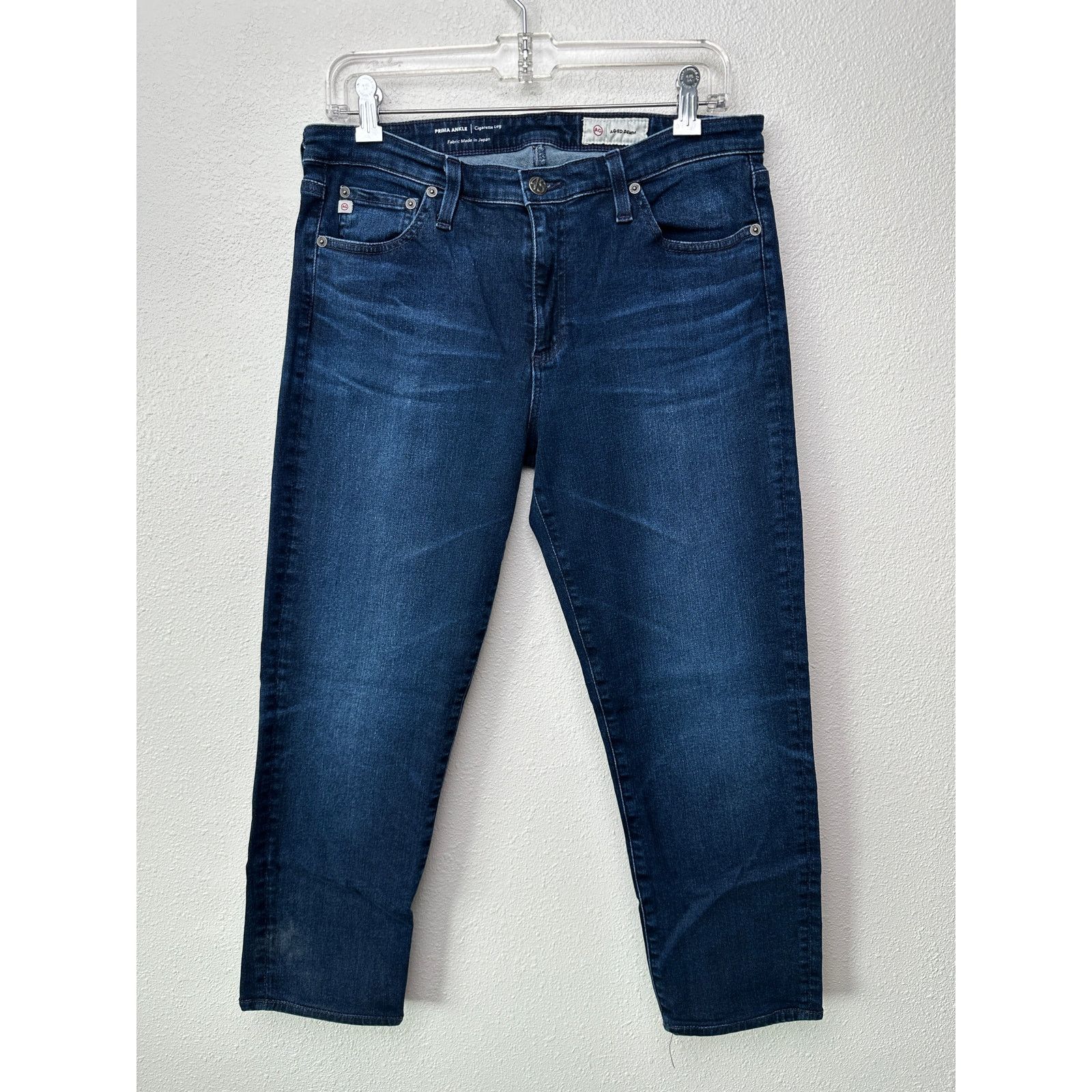 ag cigarette Prima Crop Belt loop waistband with leather brand tab at the back waist AG Adriano Goldschmied Stilt Cigarette