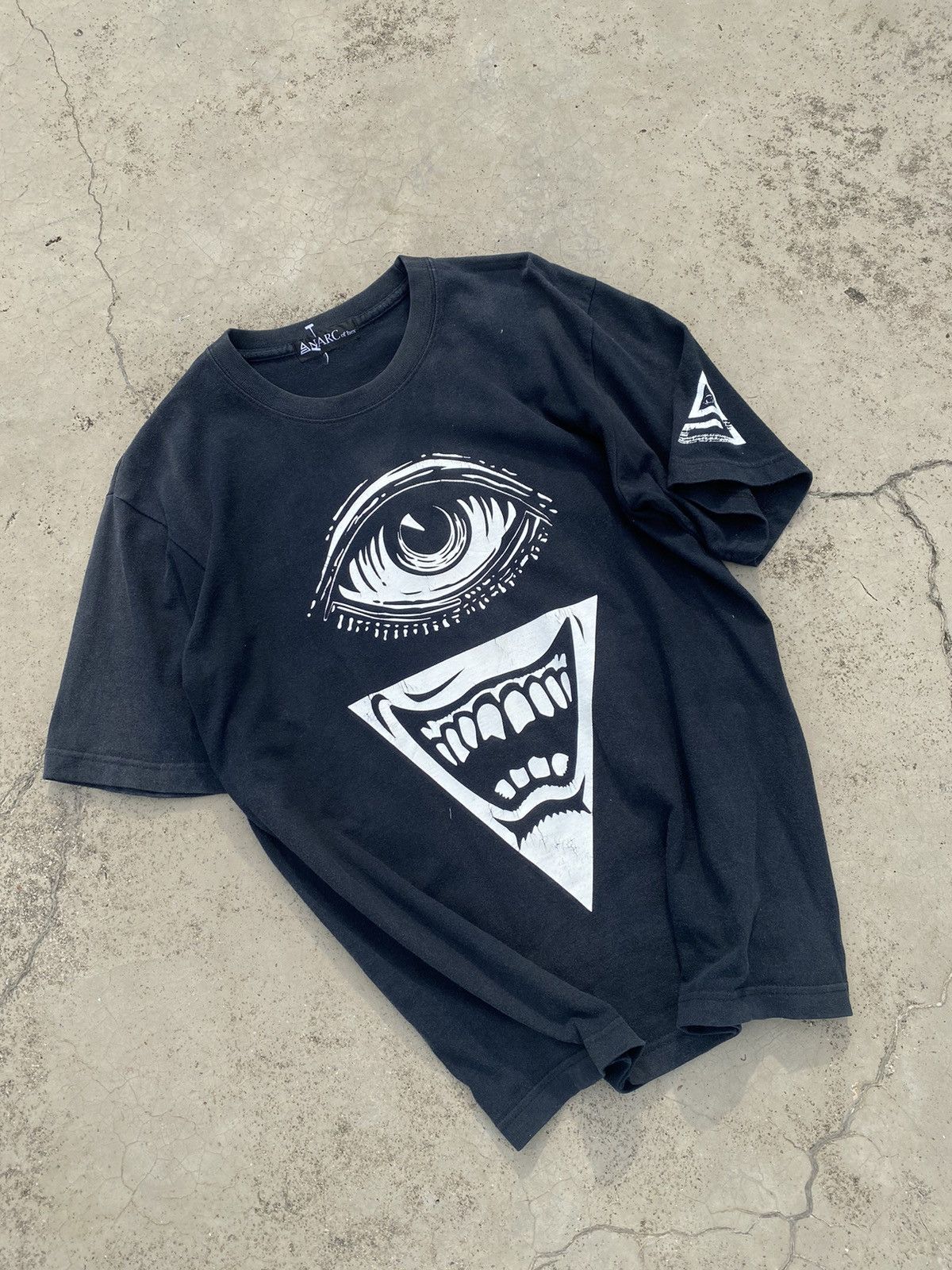 Vintage Vintage Anarc of hex Tshirt Size US M / EU 48-50 / 2 - 2 Thumbnail