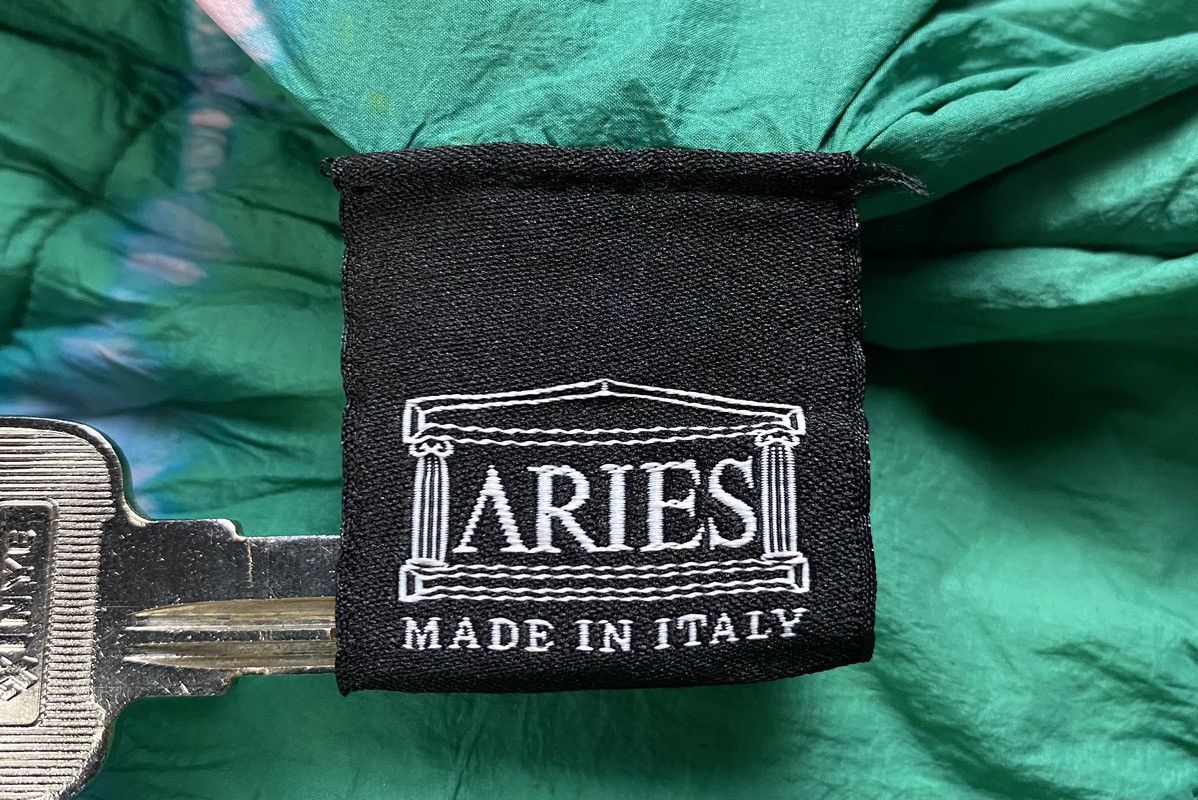 Aries Aries - SS22 Tie Dye Padded Liner Gilet Size US L / EU 52-54 / 3 - 7 Thumbnail