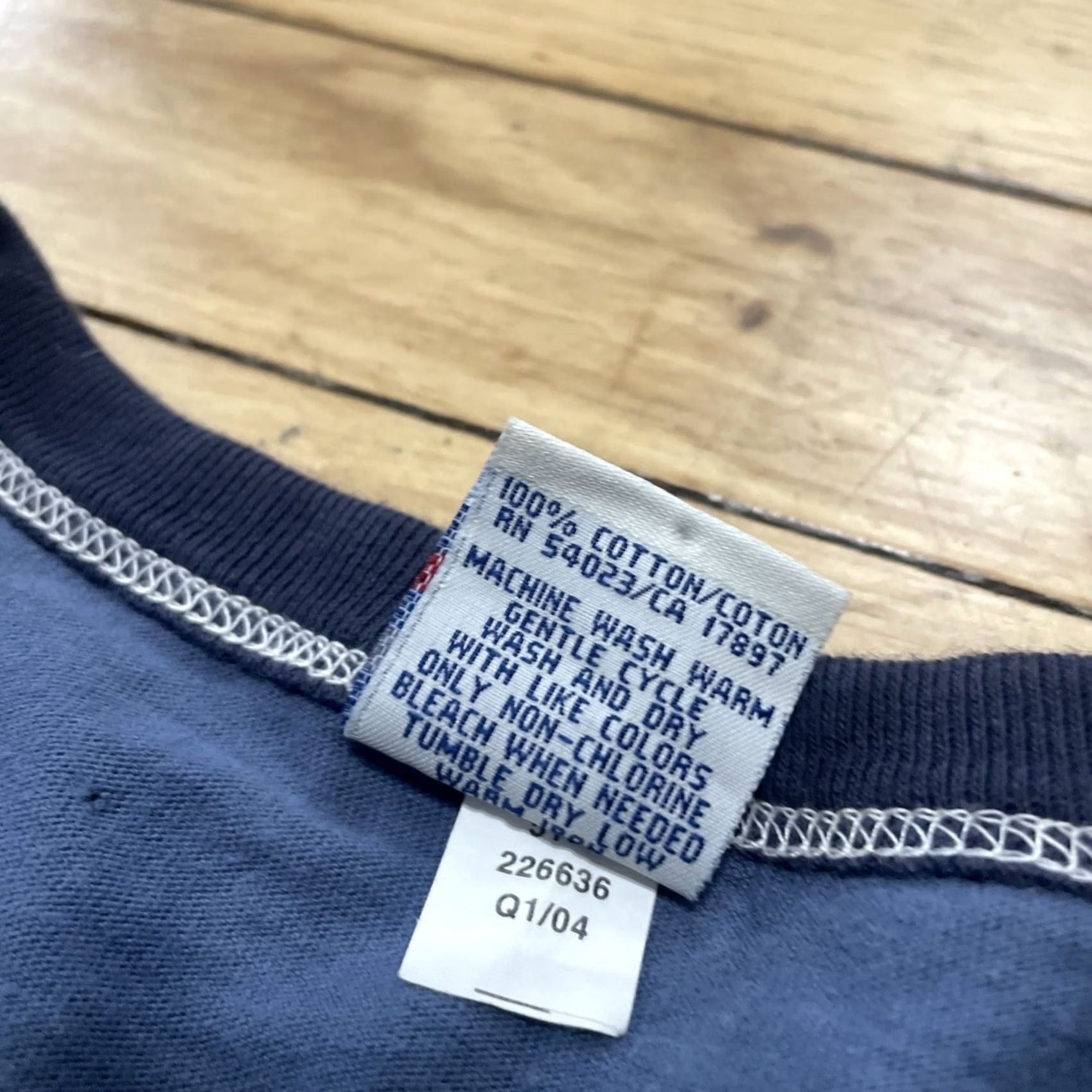 Old Navy VINTAGE Old Navy Shirt Men L Blue White Stitching Crew Neck Short Sleeve T-Shirt 90s USA Skater Preppy Beach Size US L / EU 52-54 / 3 - 7 Thumbnail