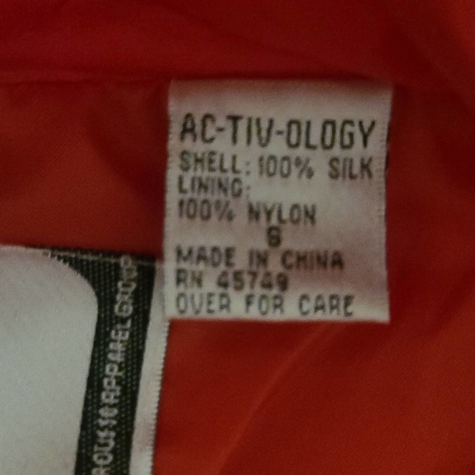Vintage Vintage 90s Red Ac-Tiv-Ology ALL SILK Windbreaker Jacket - M Size M / US 6-8 / IT 42-44 - 9 Thumbnail
