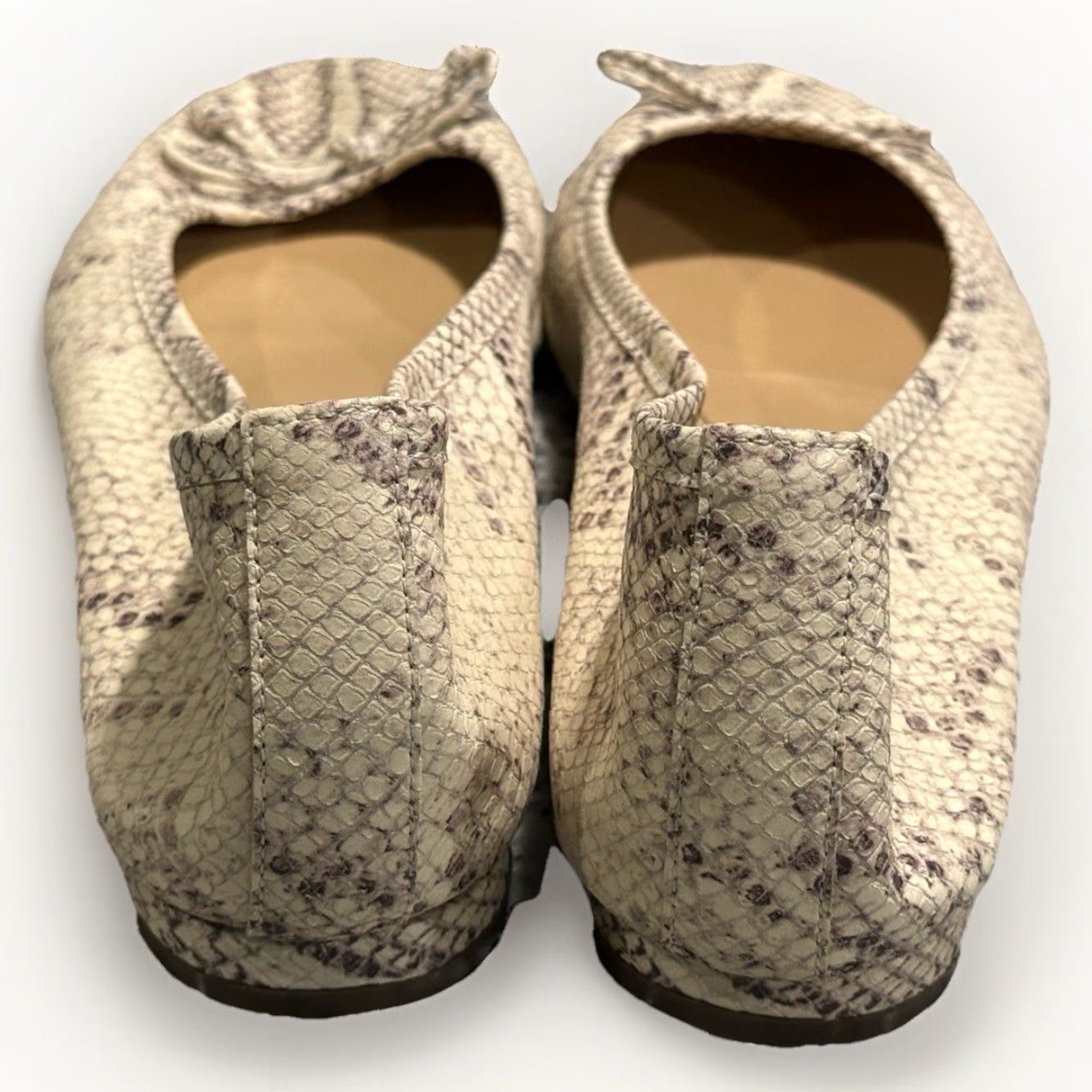 Vionic Vionic Flats Women Size 11 Ivory Leather Snake Embossed Ballet Shoes New Without Box Size US 9 / IT 39 - 4 Thumbnail