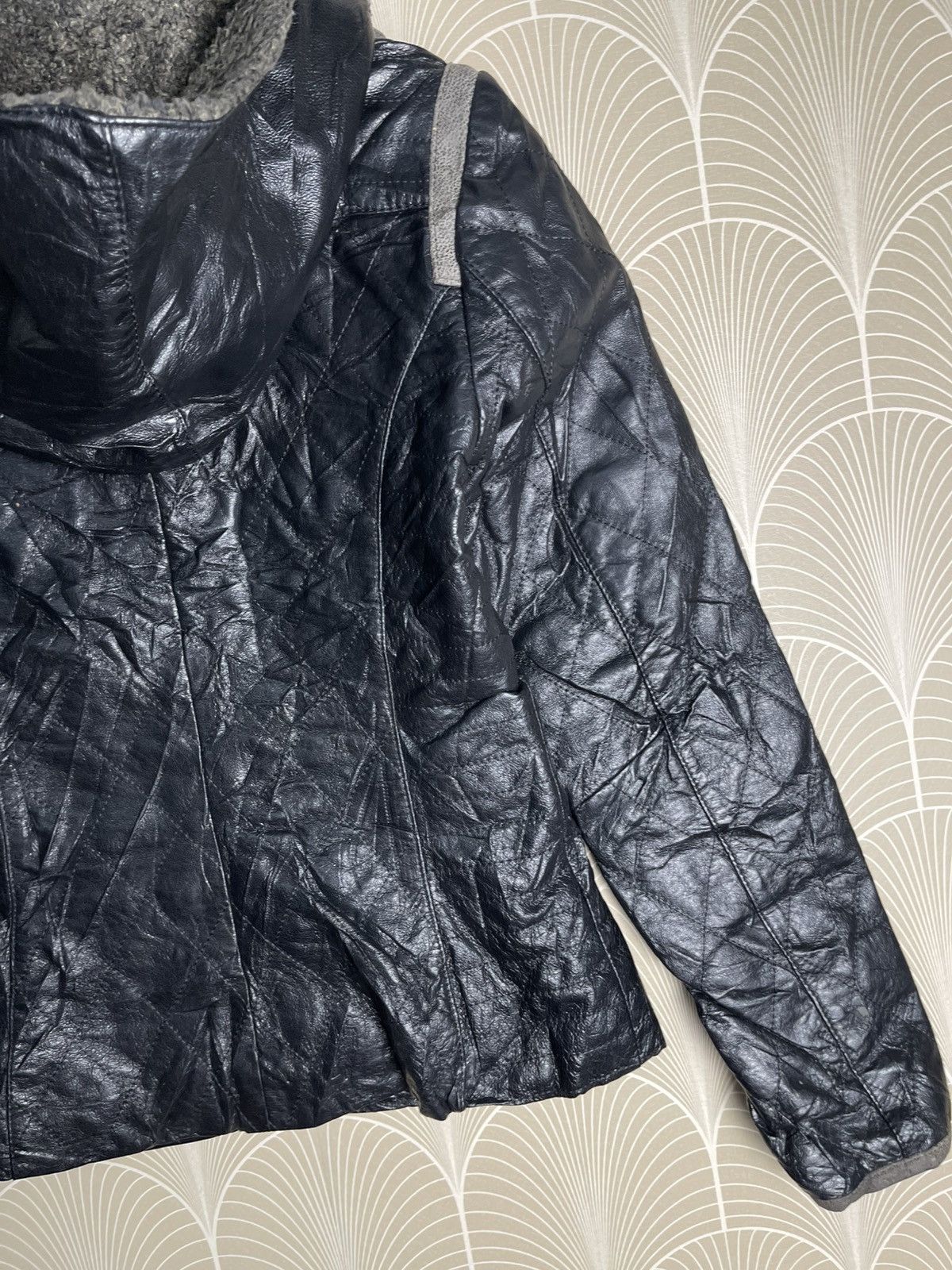 Danier 90s DANIER LEATHER JACKET FUR HOOD RARE DESIGN Size S / US 4 / IT 40 - 19 Thumbnail