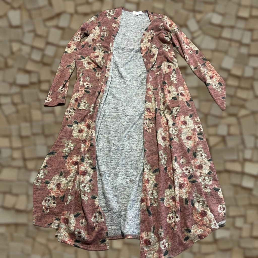 Vintage LuLaRoe Sweater Women's Size XS White Green Purple Floral Open Cardigan NWT Size XS / US 0-2 / IT 36-38 - 1 Thumbnail
