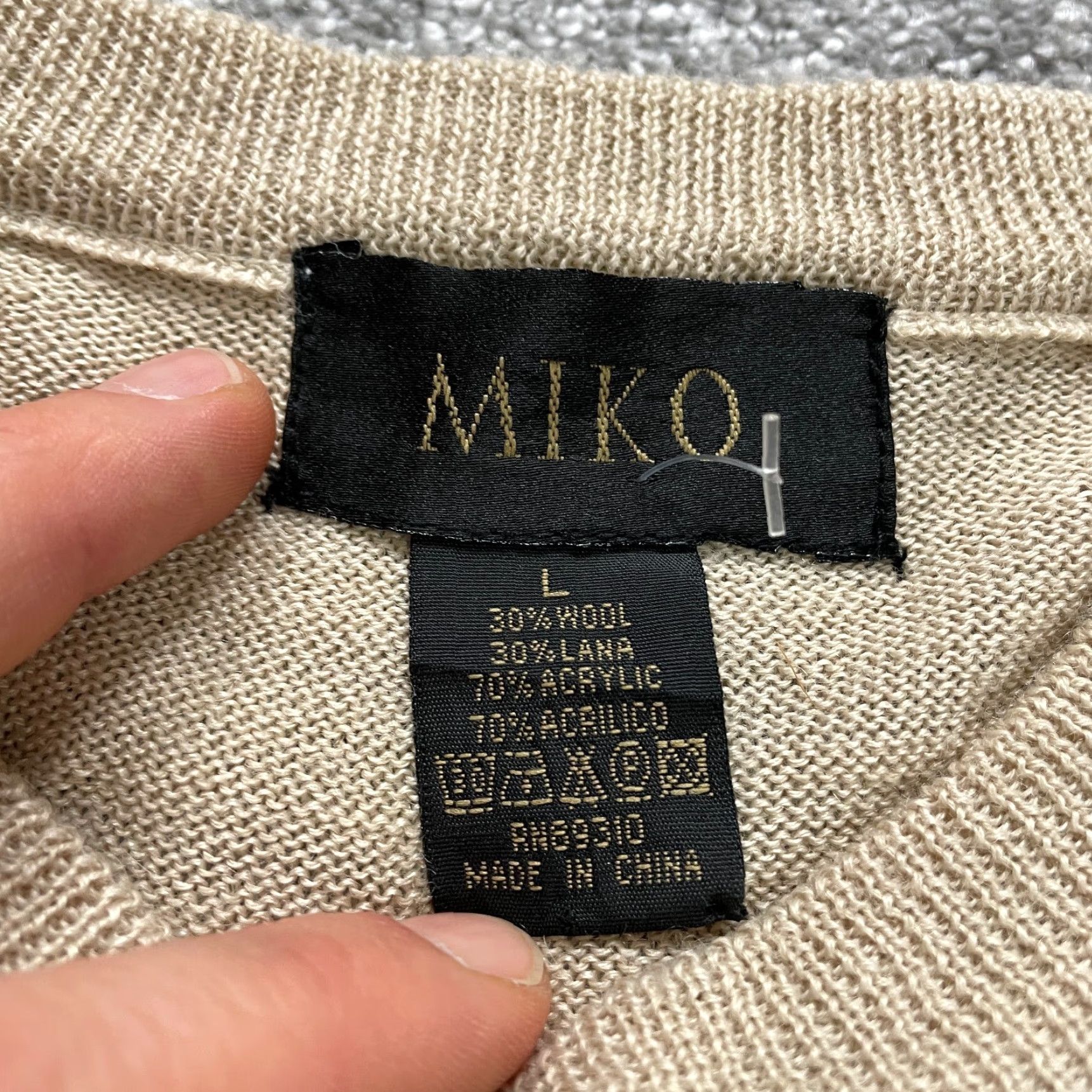 Vintage VINTAGE: No — Note: Adjusting now to maximize search visibility while following constraints; remove N/A. Size US L / EU 52-54 / 3 - 4 Thumbnail