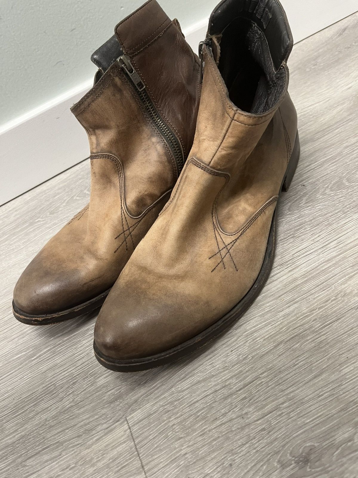 Diesel Black Gold Black gold boots. Size 9 Size US 9 / EU 42 - 4 Thumbnail