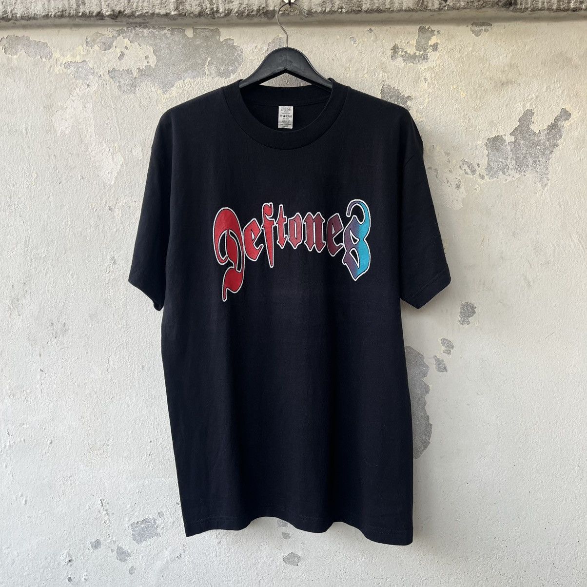 Vintage Vintage Deftones Logo T-Shirt Black Nu Metal Band Tee Size US L / EU 52-54 / 3 - 1 Thumbnail