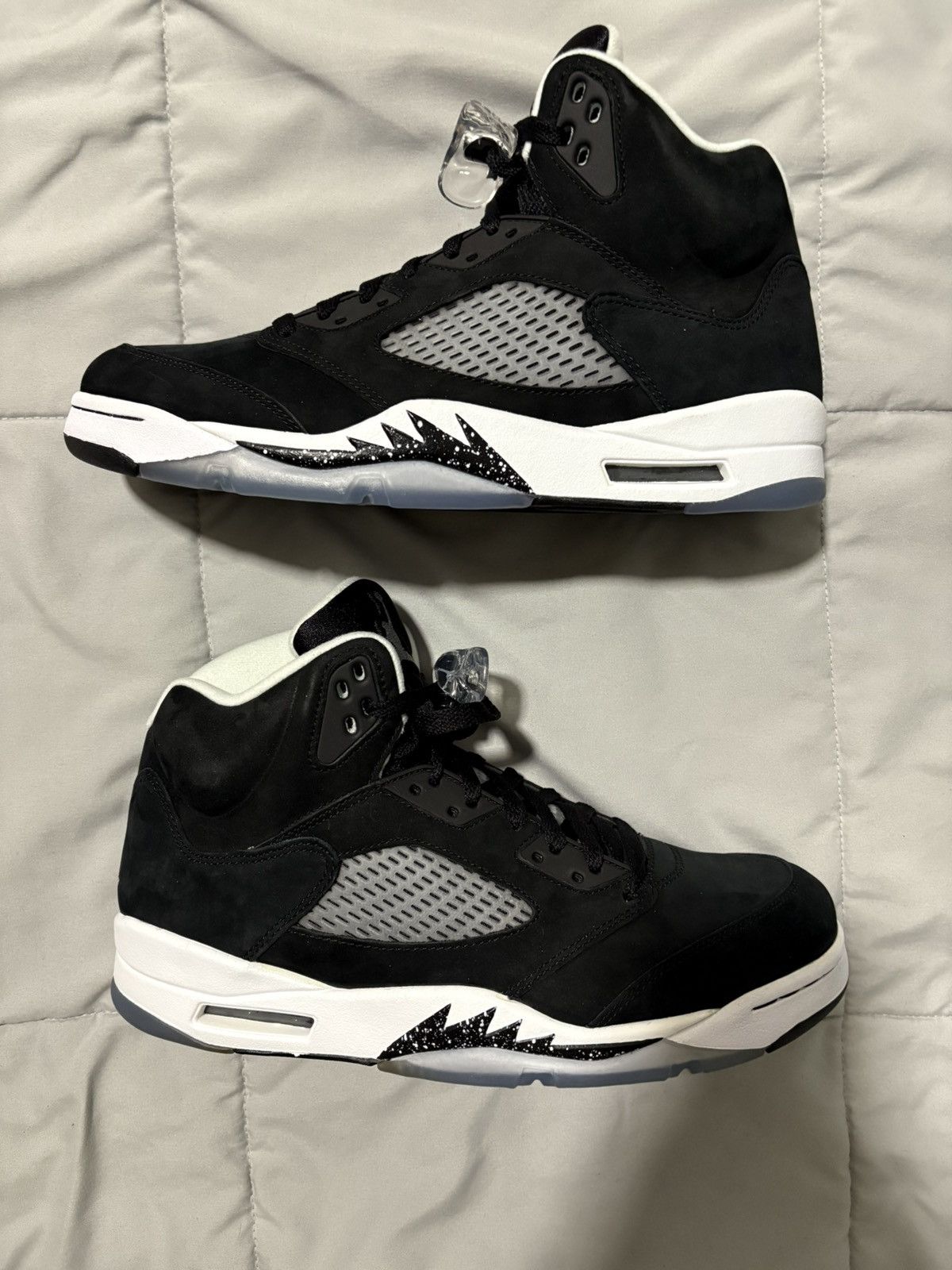 Jordan Brand Air Jordan 5 Retro ‘Oreo’ 2013 Size US 10.5 / EU 43-44 - 2 Thumbnail