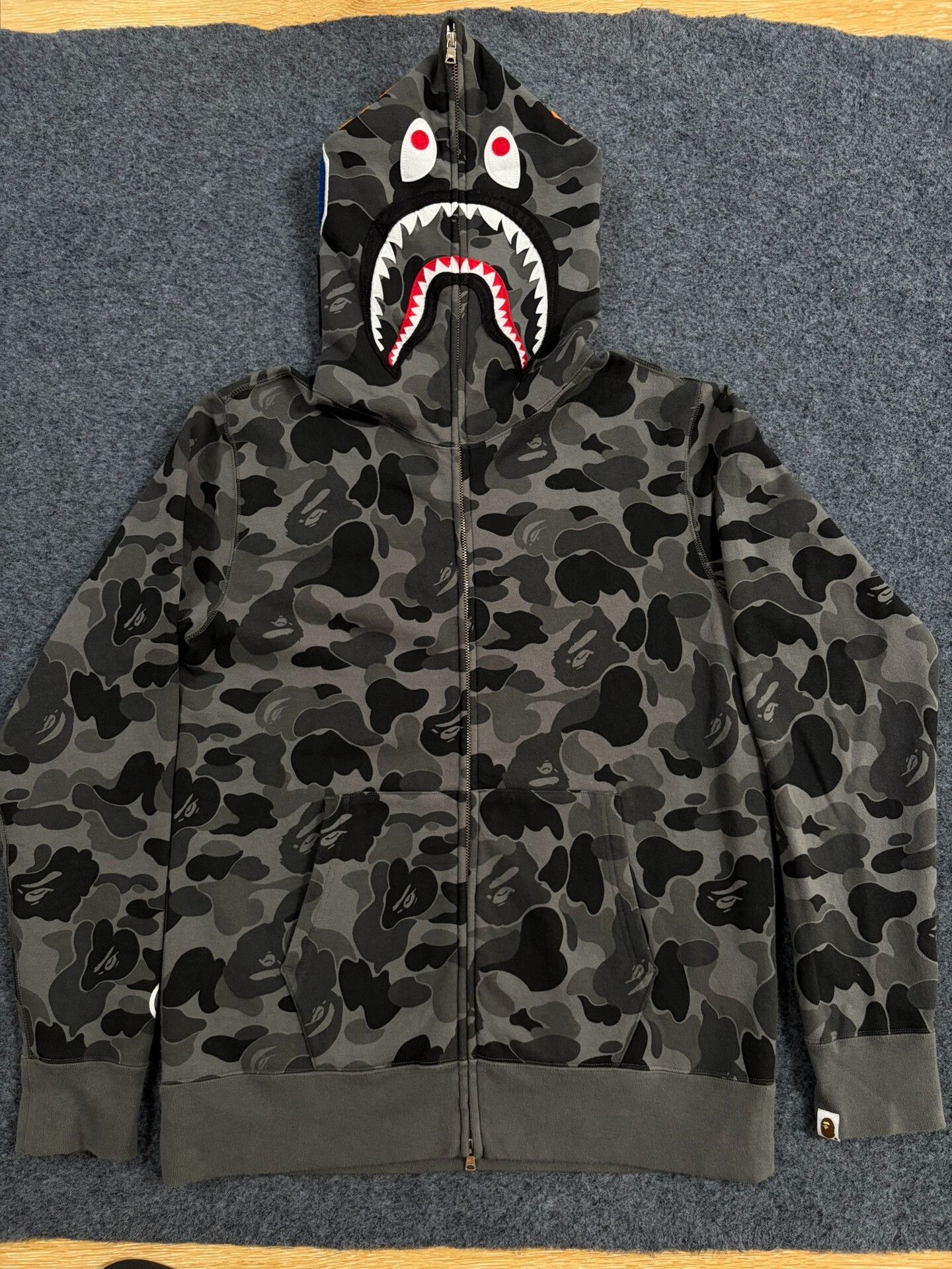 Bape Bape Multi Shark Sweatshirt Pullover Size US XL / EU 56 / 4 - 1 Thumbnail