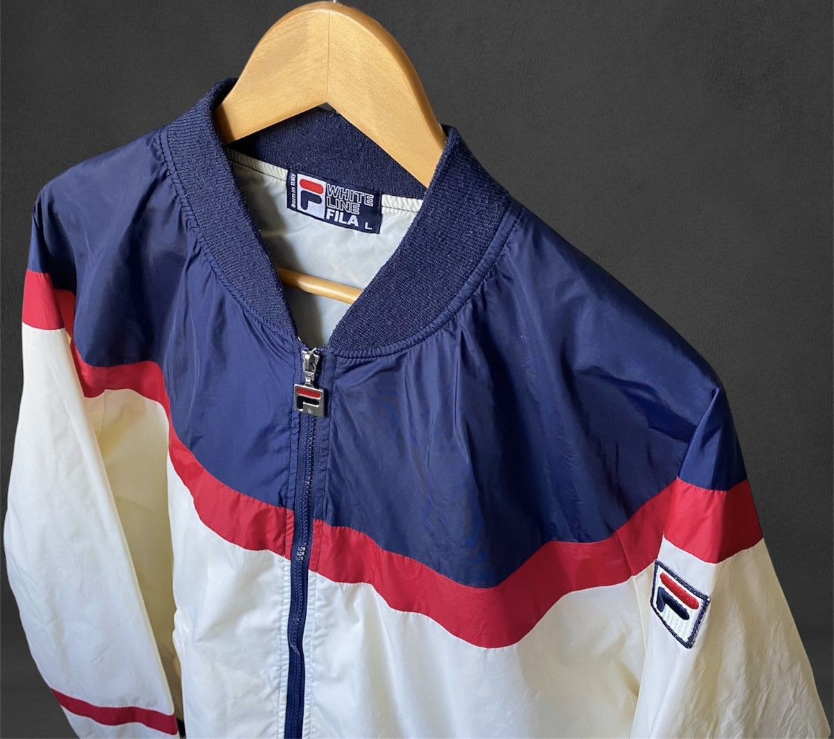 Fila Rare Vintage Fila Nylon Beige Blue Red Bomber Light Jacket Size US L / EU 52-54 / 3 - 5 Thumbnail