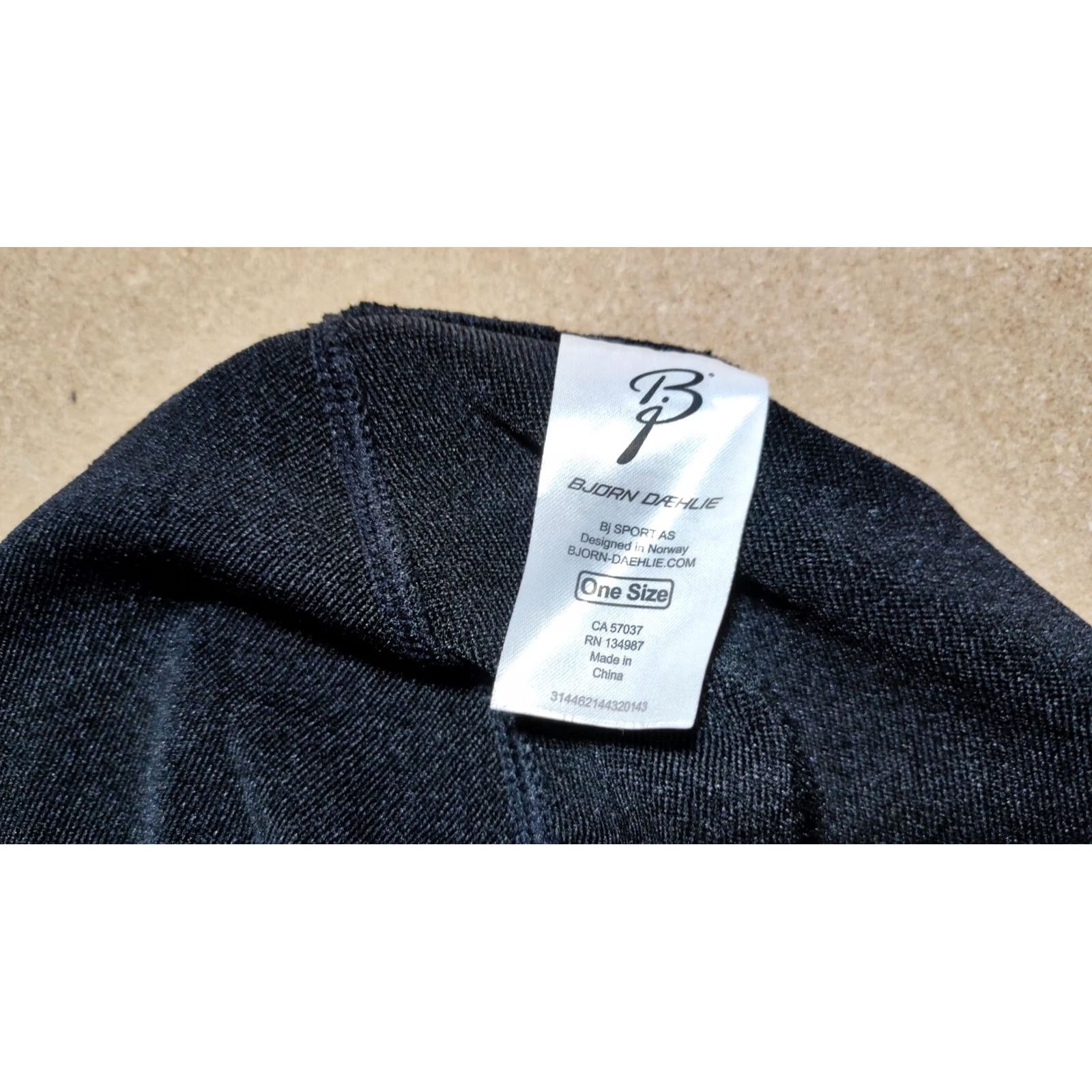 Vintage Bjorn Daehlie Black Hat Ski Cap Beanie One Size Winter Thermal Lightweight Moisture Wicking Size ONE SIZE - 8 Thumbnail