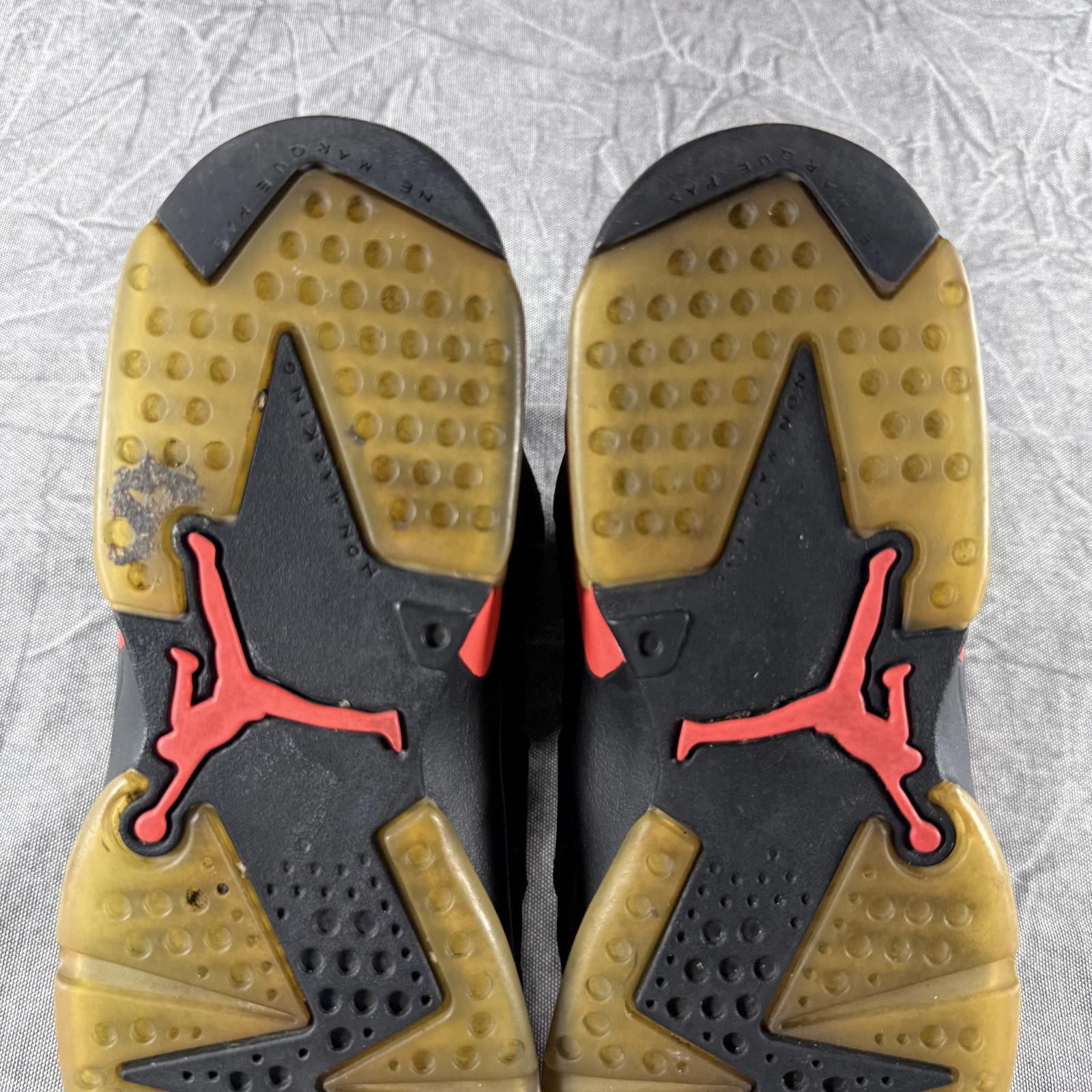 Jordan Brand Jordan 6 Shoes 6.5Y Black 2014 Retro Infrared VINTAGE Size US 6.5 / EU 39-40 - 7 Thumbnail