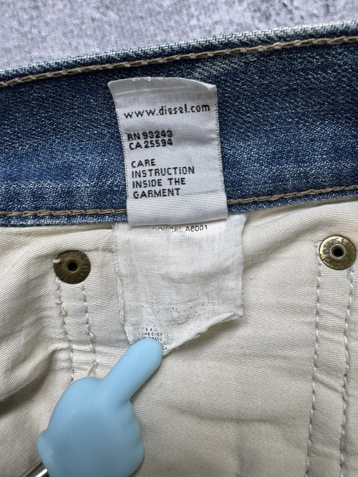 Diesel Vintage Diesel jeans Big Logo Size US 30 / EU 46 - 17 Thumbnail