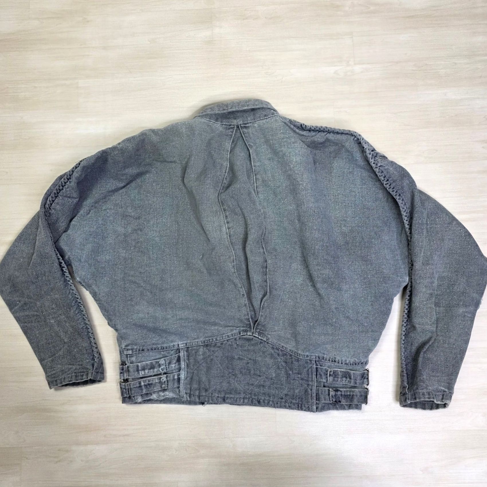 Vintage Cotler Mens Gray Wash Denim Jacket Buckle Back Distressed L Size US L / EU 52-54 / 3 - 2 Thumbnail
