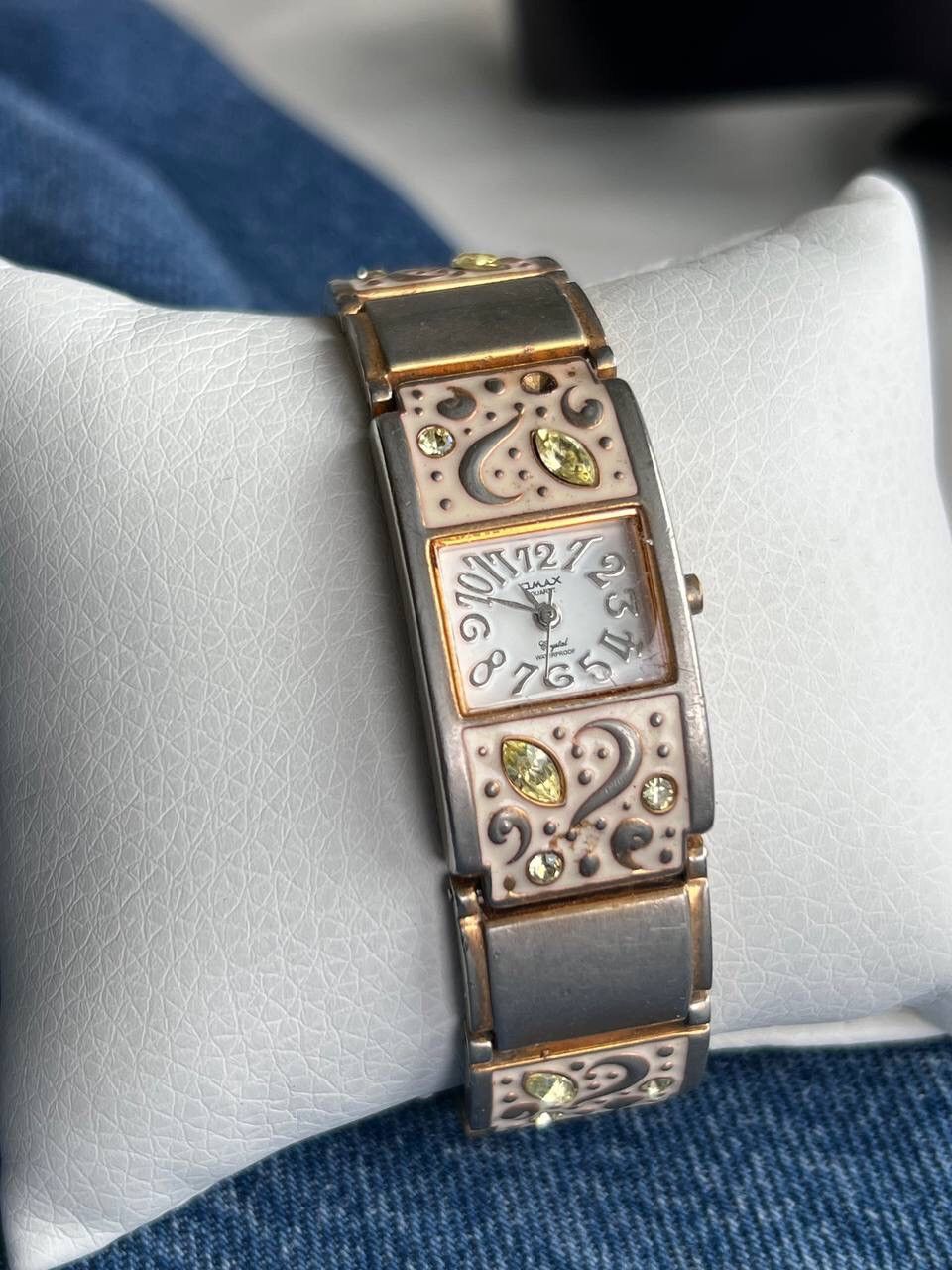 Japanese Brand Japanese Jewels Crystalized Watches Size ONE SIZE - 1 Thumbnail